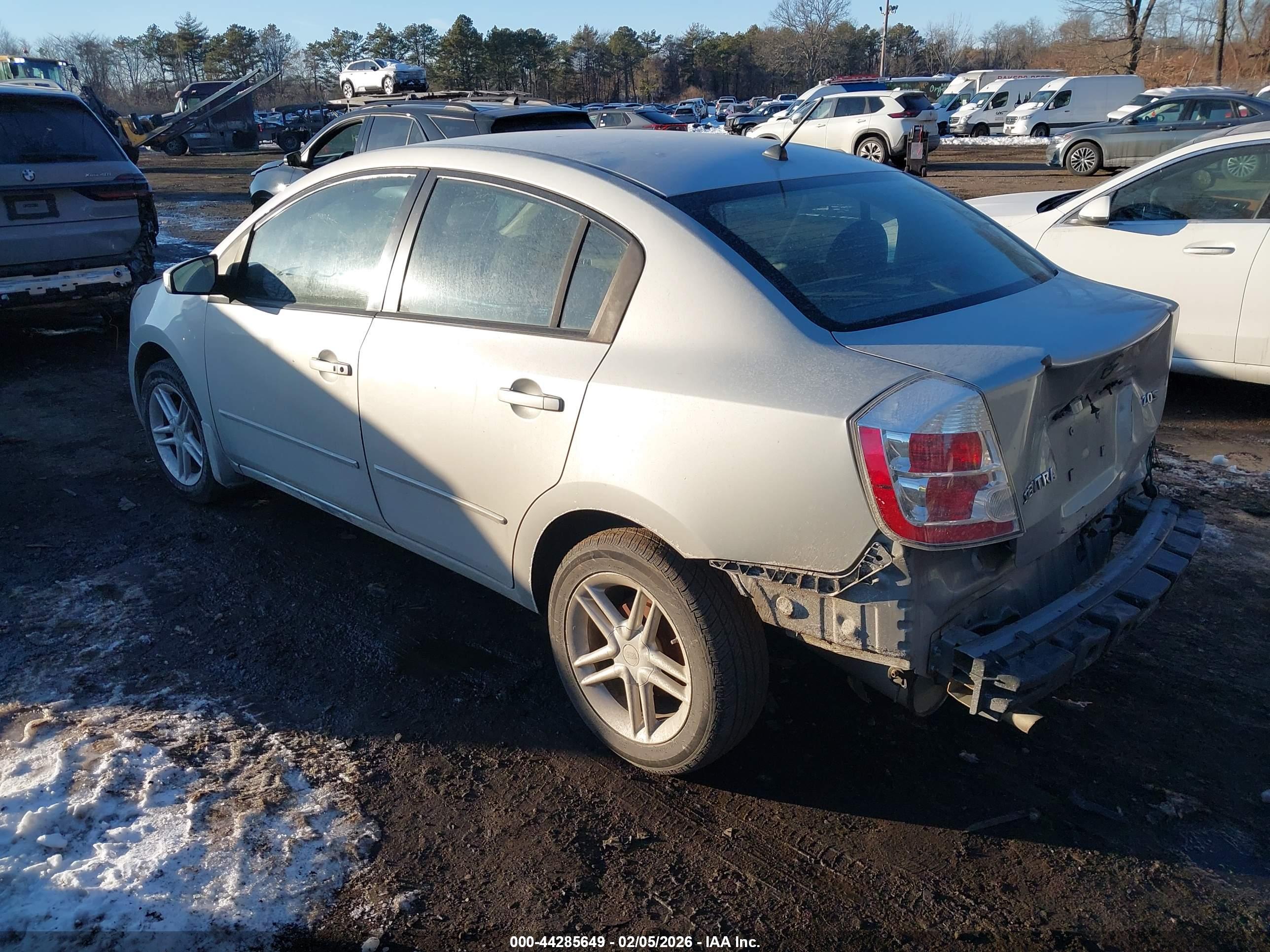 NISSAN SENTRA image 3