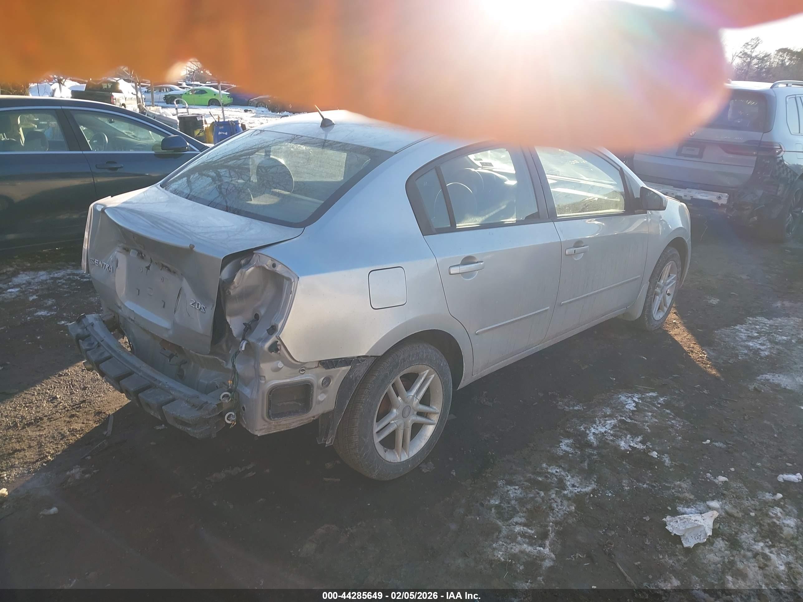 NISSAN SENTRA image 4