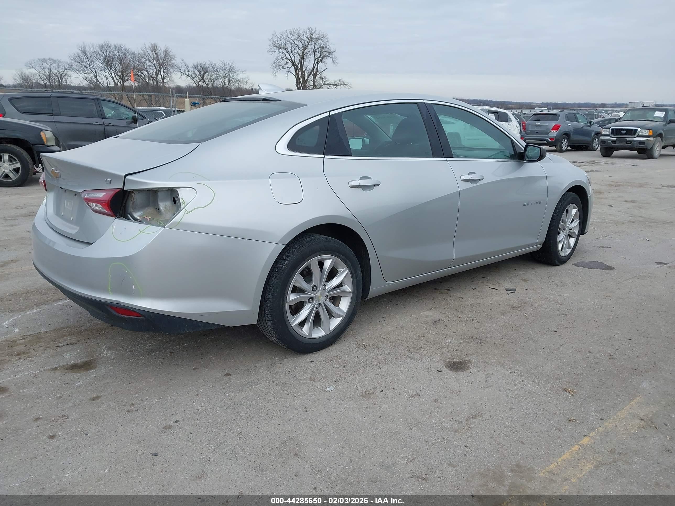 CHEVROLET MALIBU image 4