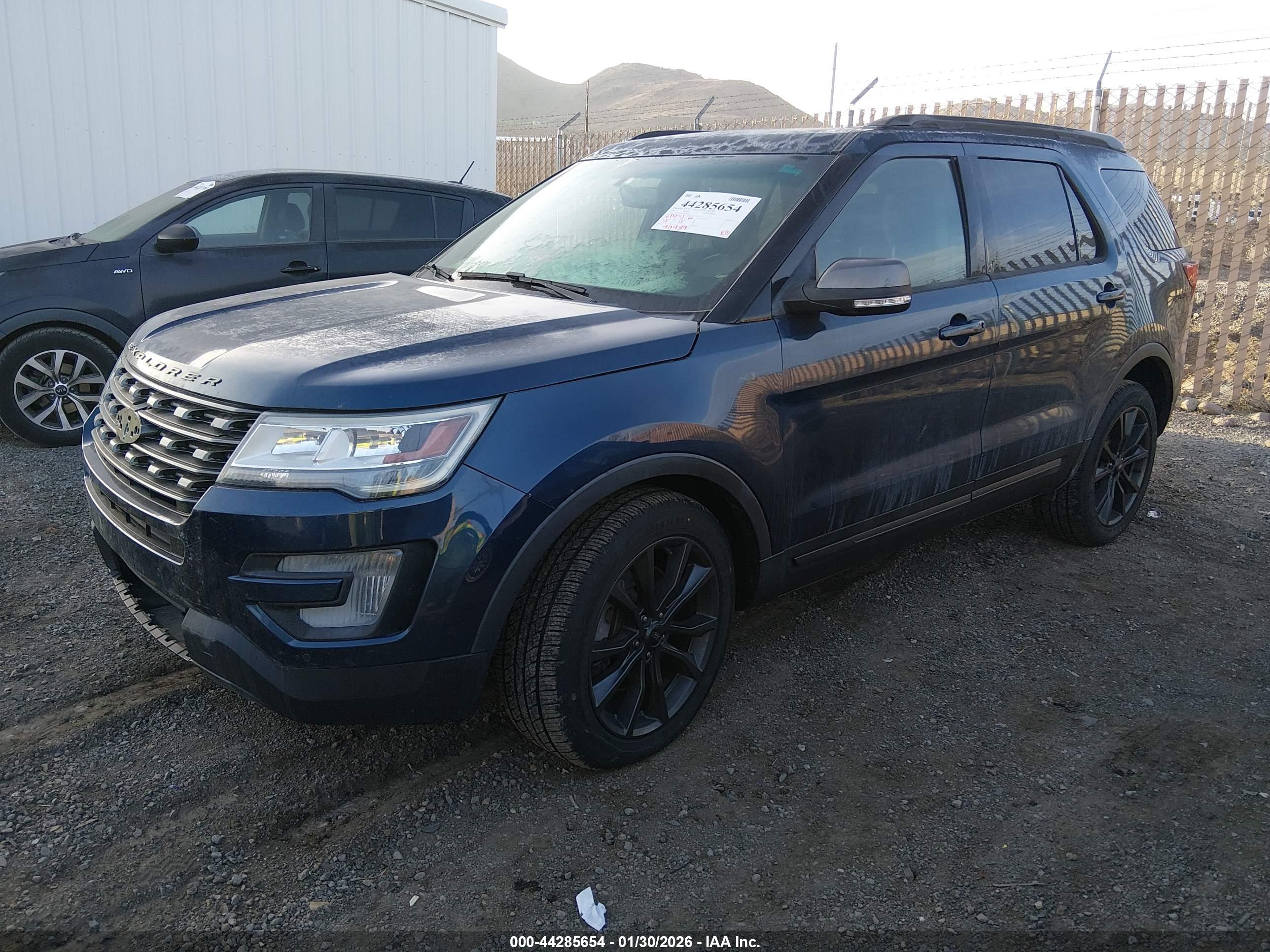 FORD EXPLORER image 2