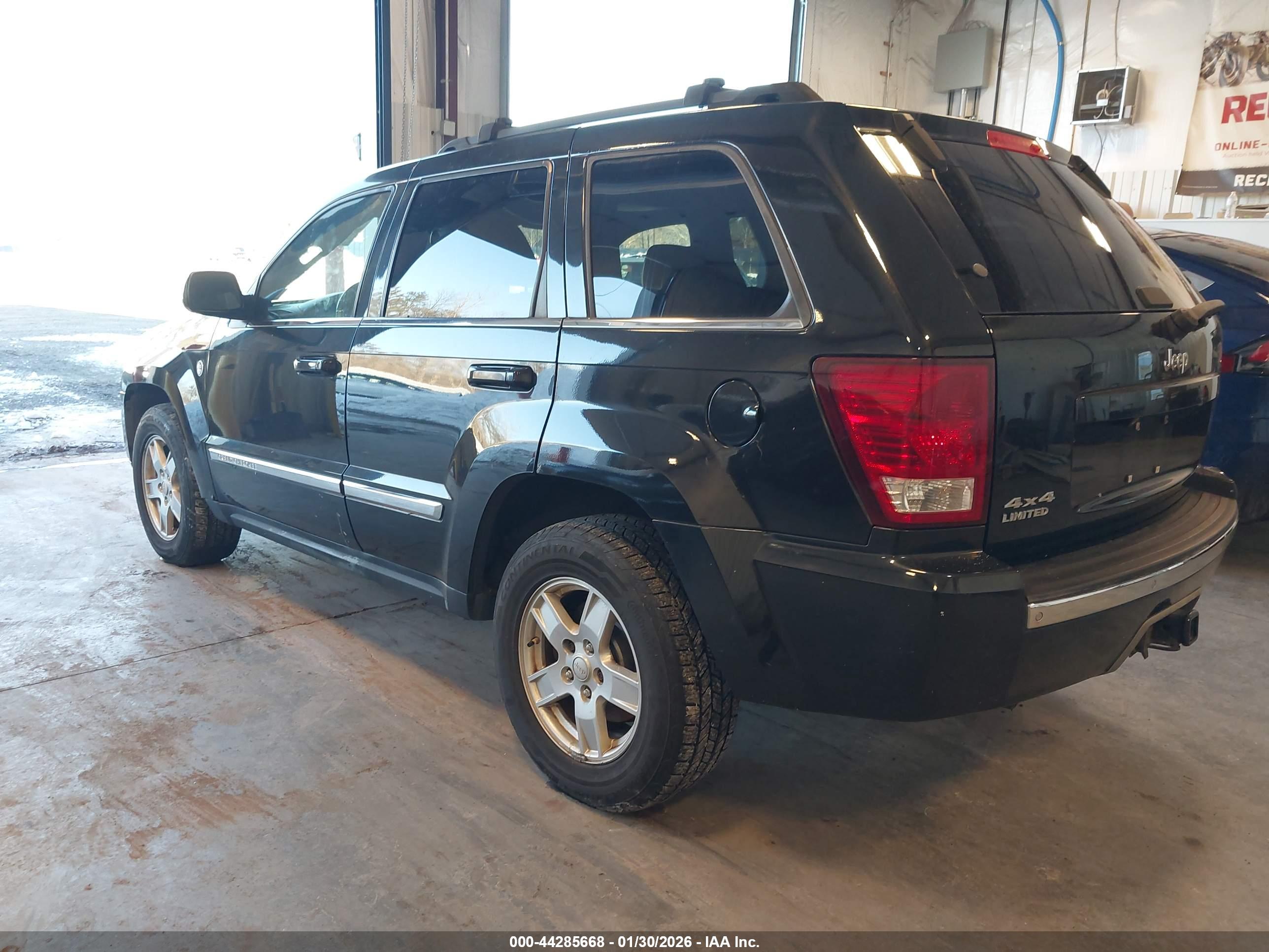 JEEP GRAND image 3