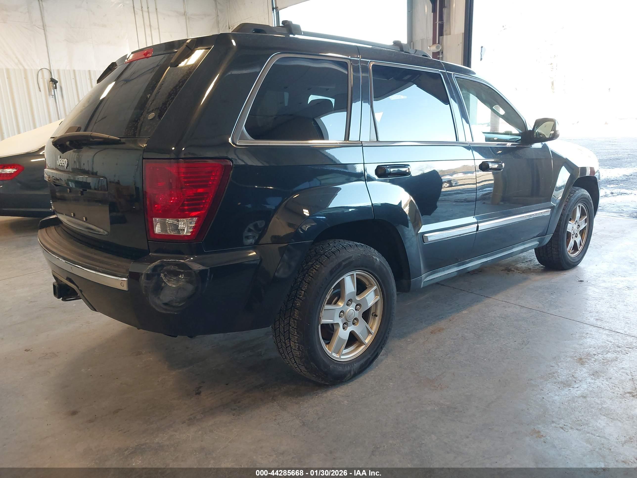 JEEP GRAND image 4