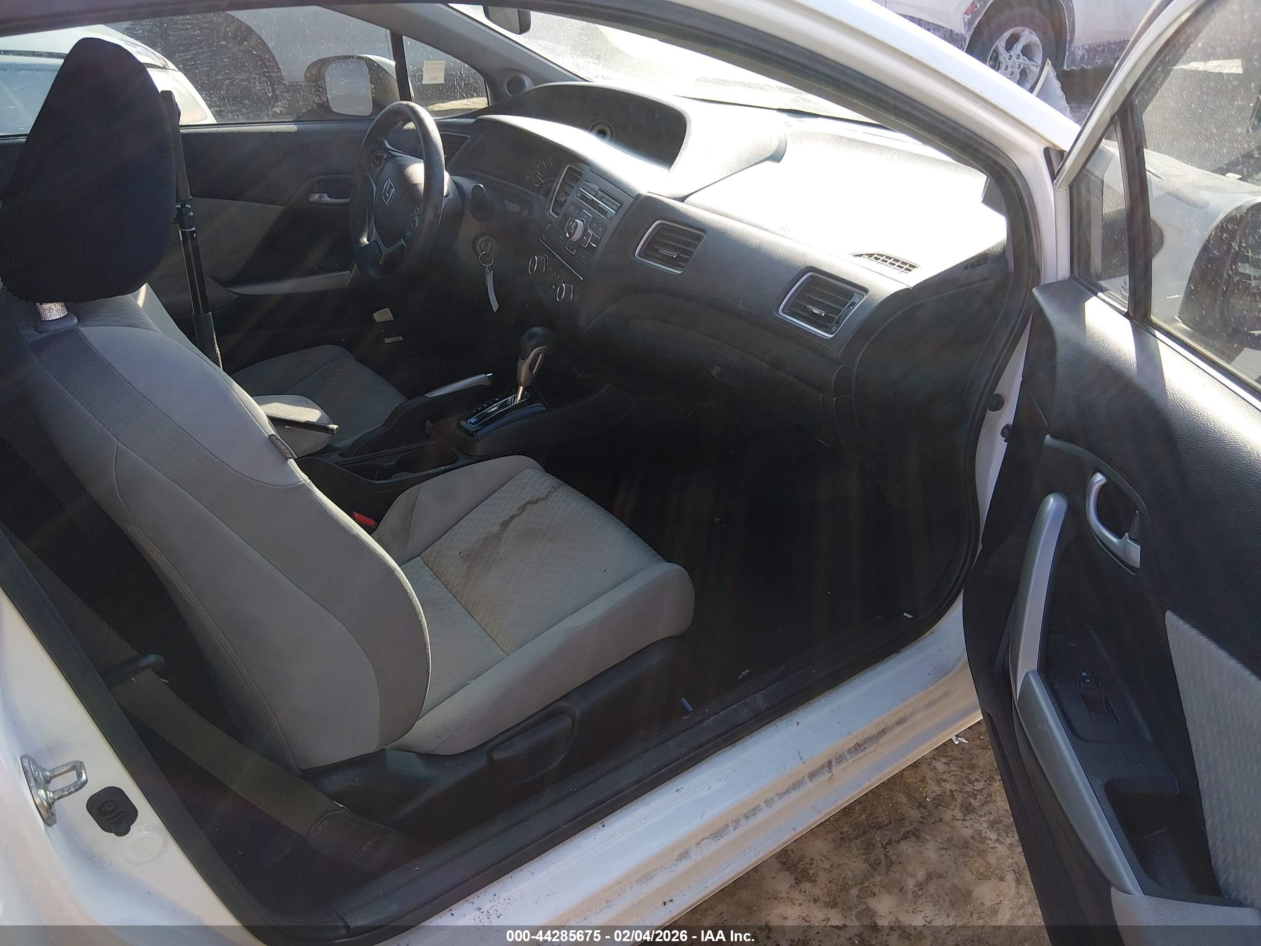 HONDA CIVIC image 5