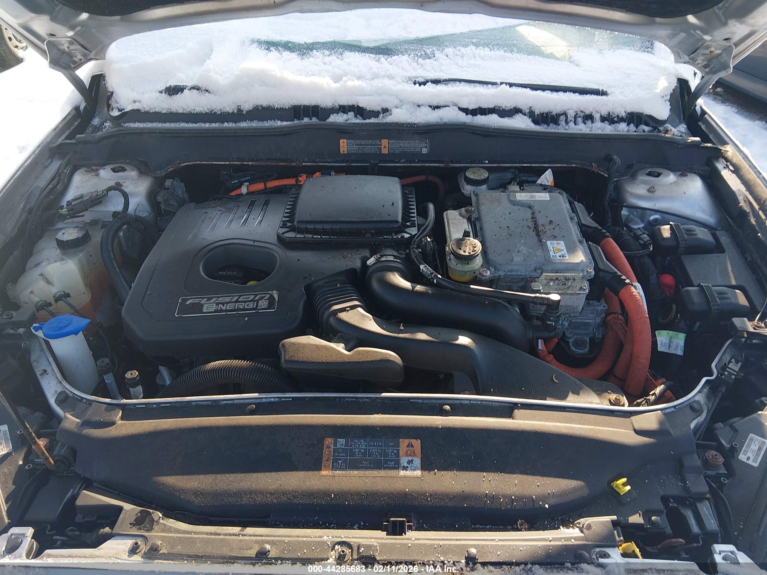 FORD FUSION image 10