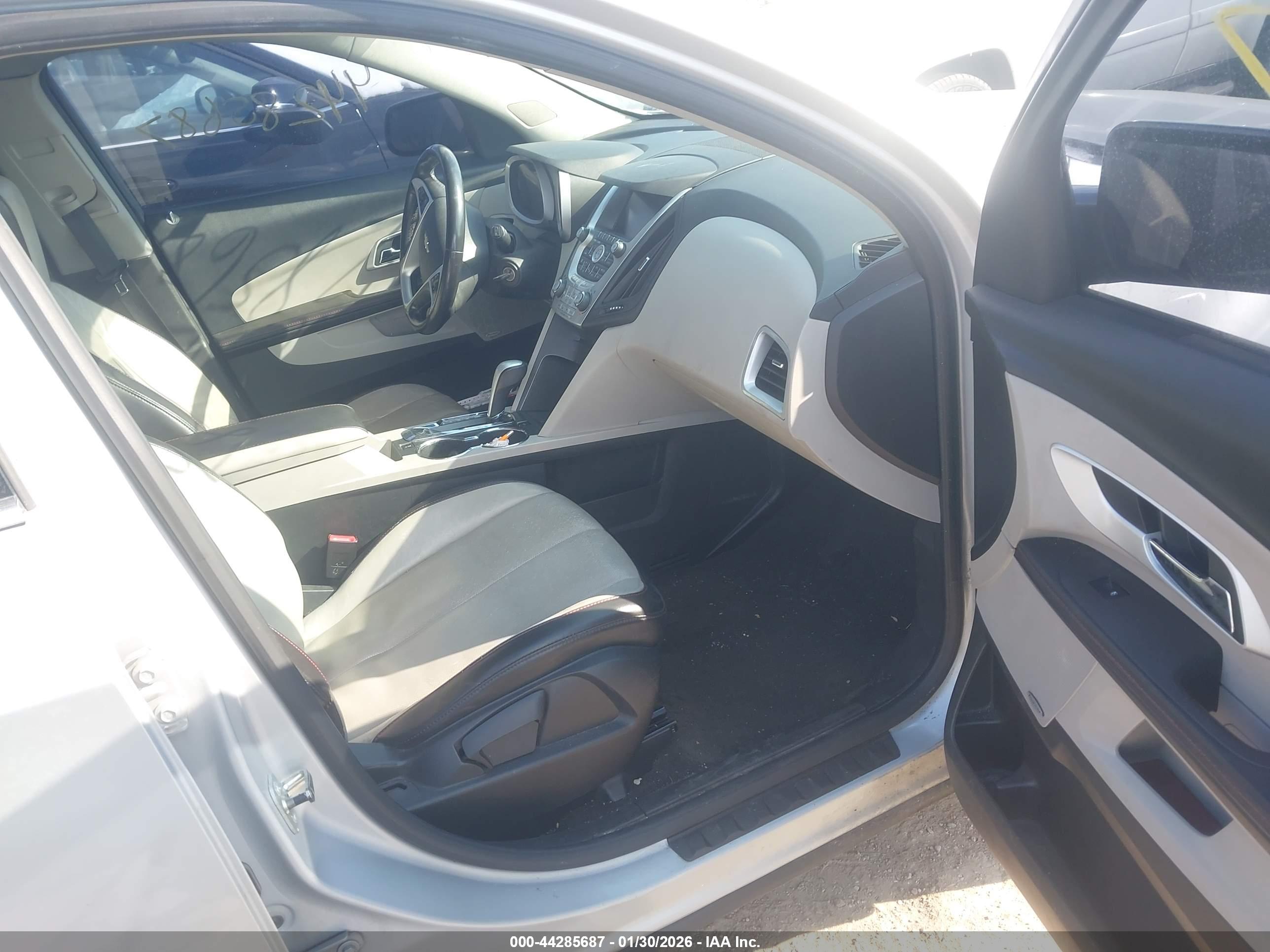 CHEVROLET EQUINOX image 5