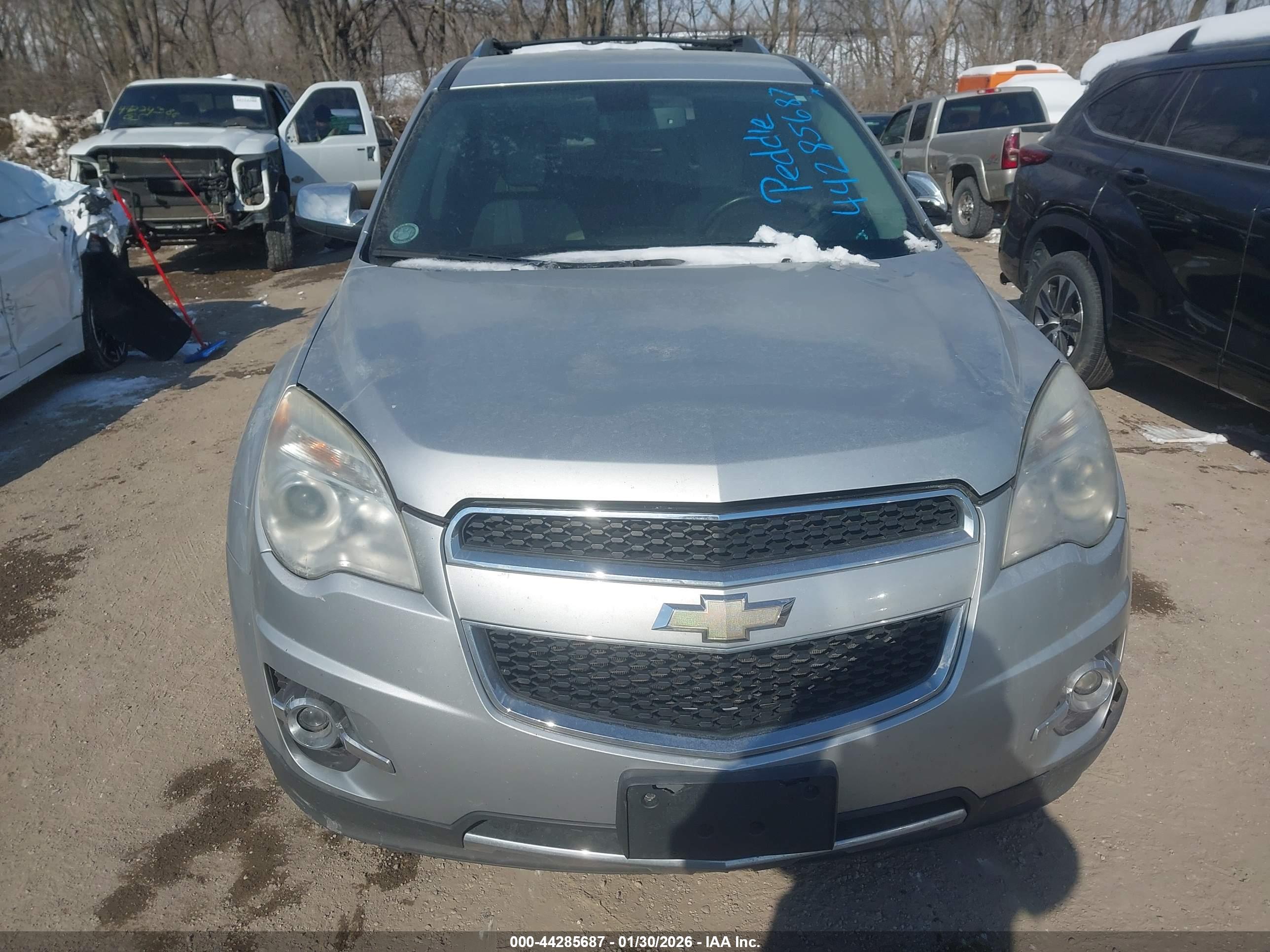 CHEVROLET EQUINOX image 6