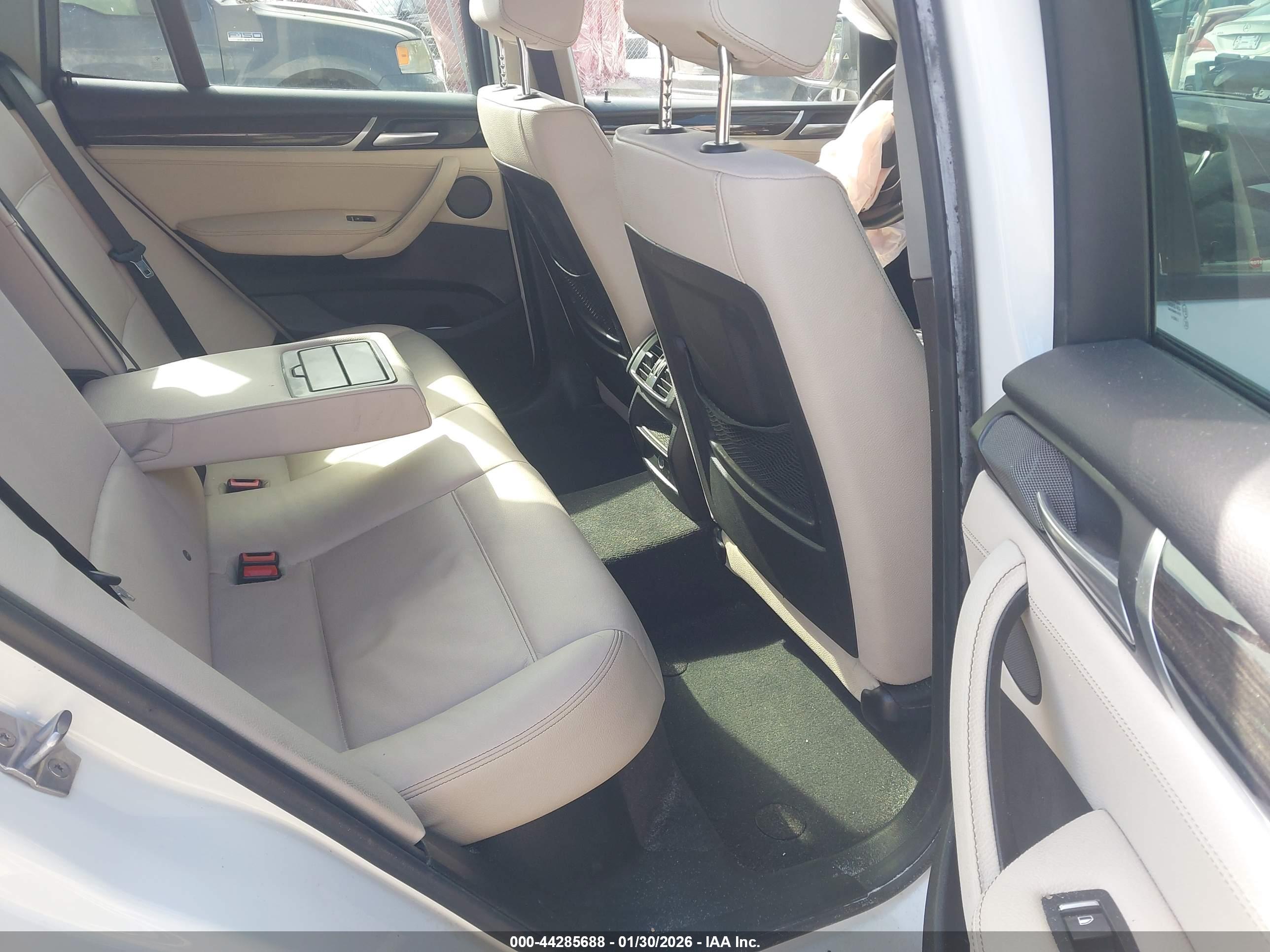 BMW X3 image 8