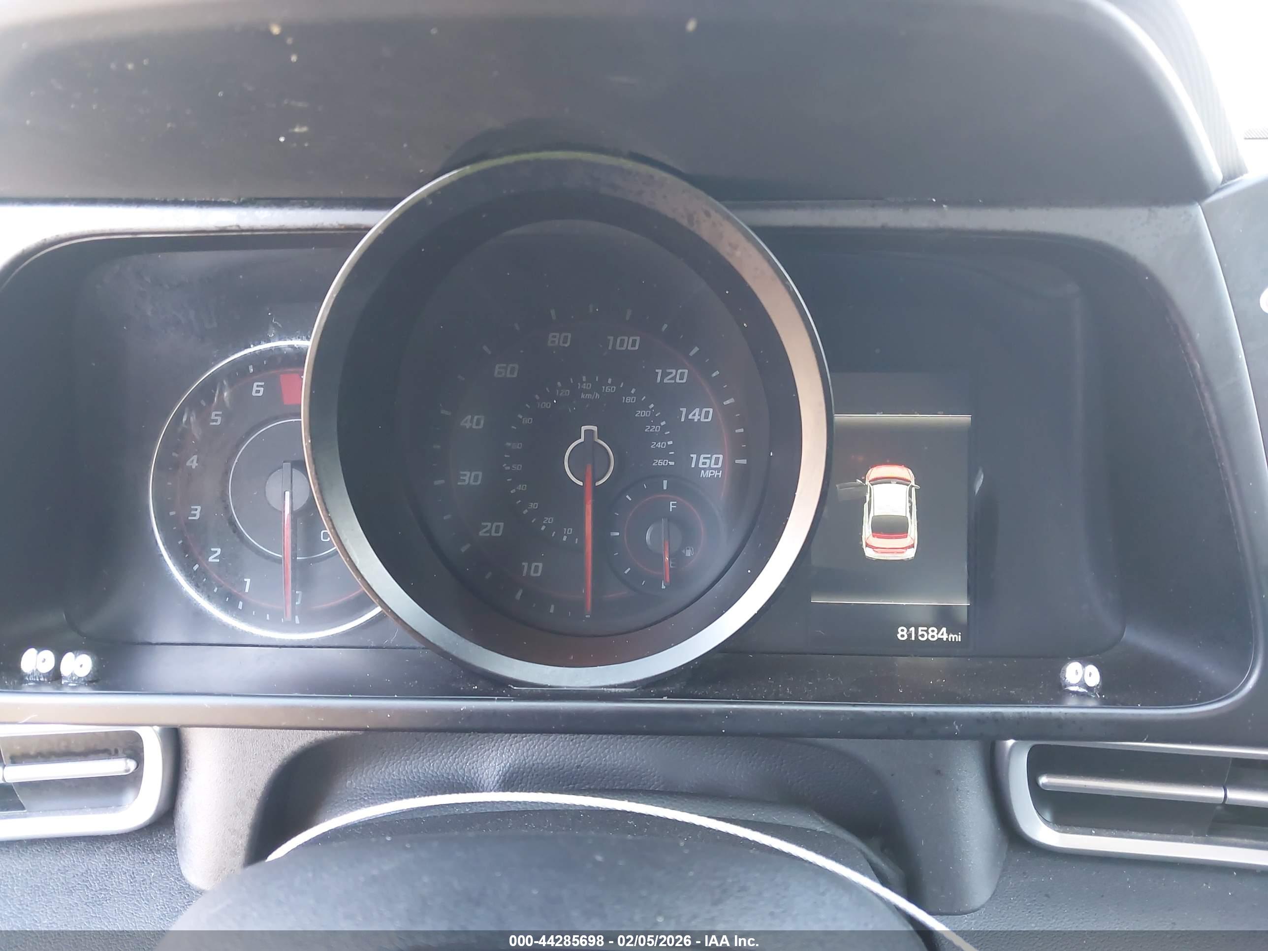 HYUNDAI ELANTRA image 7