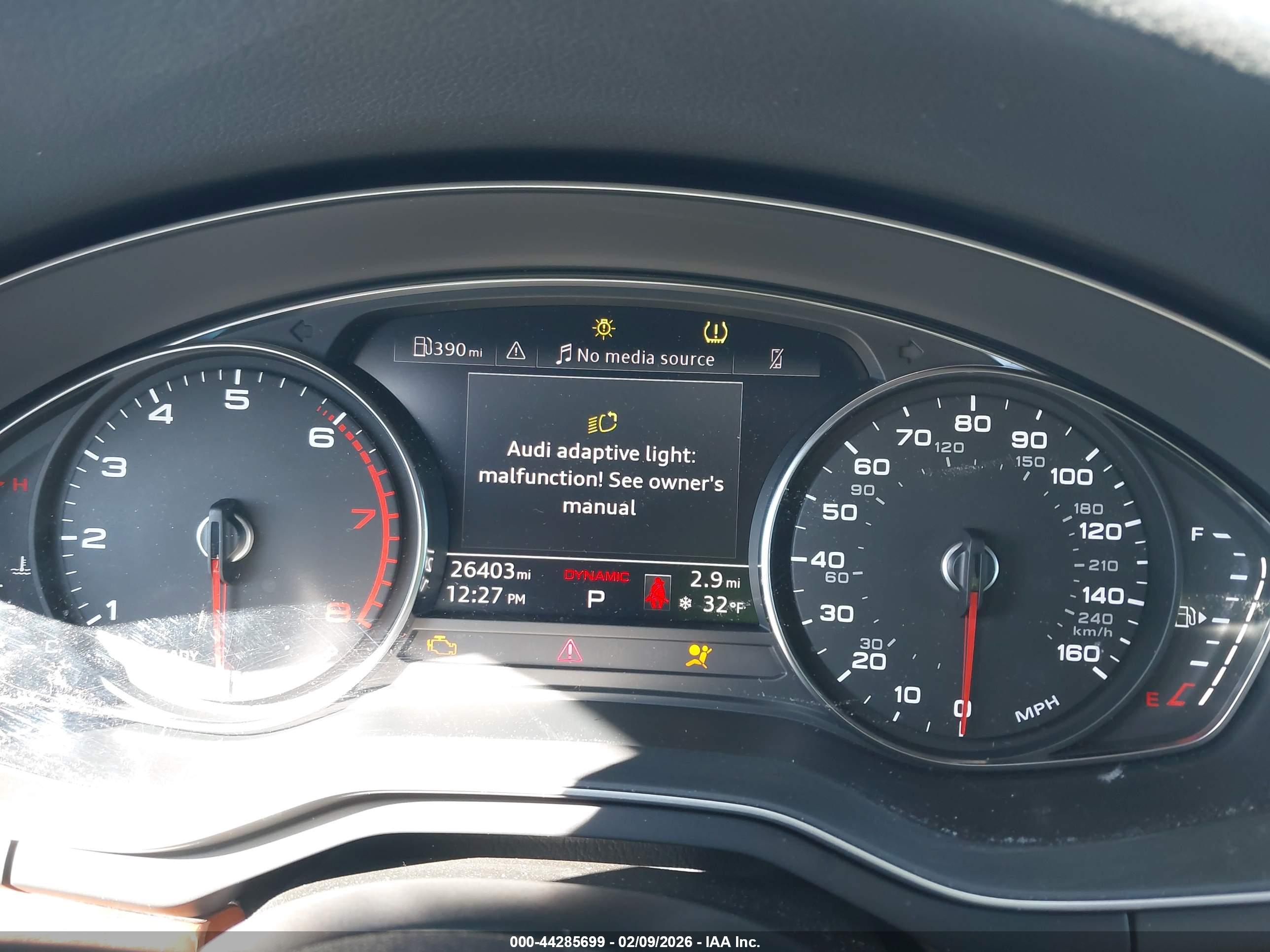 AUDI A4 image 7