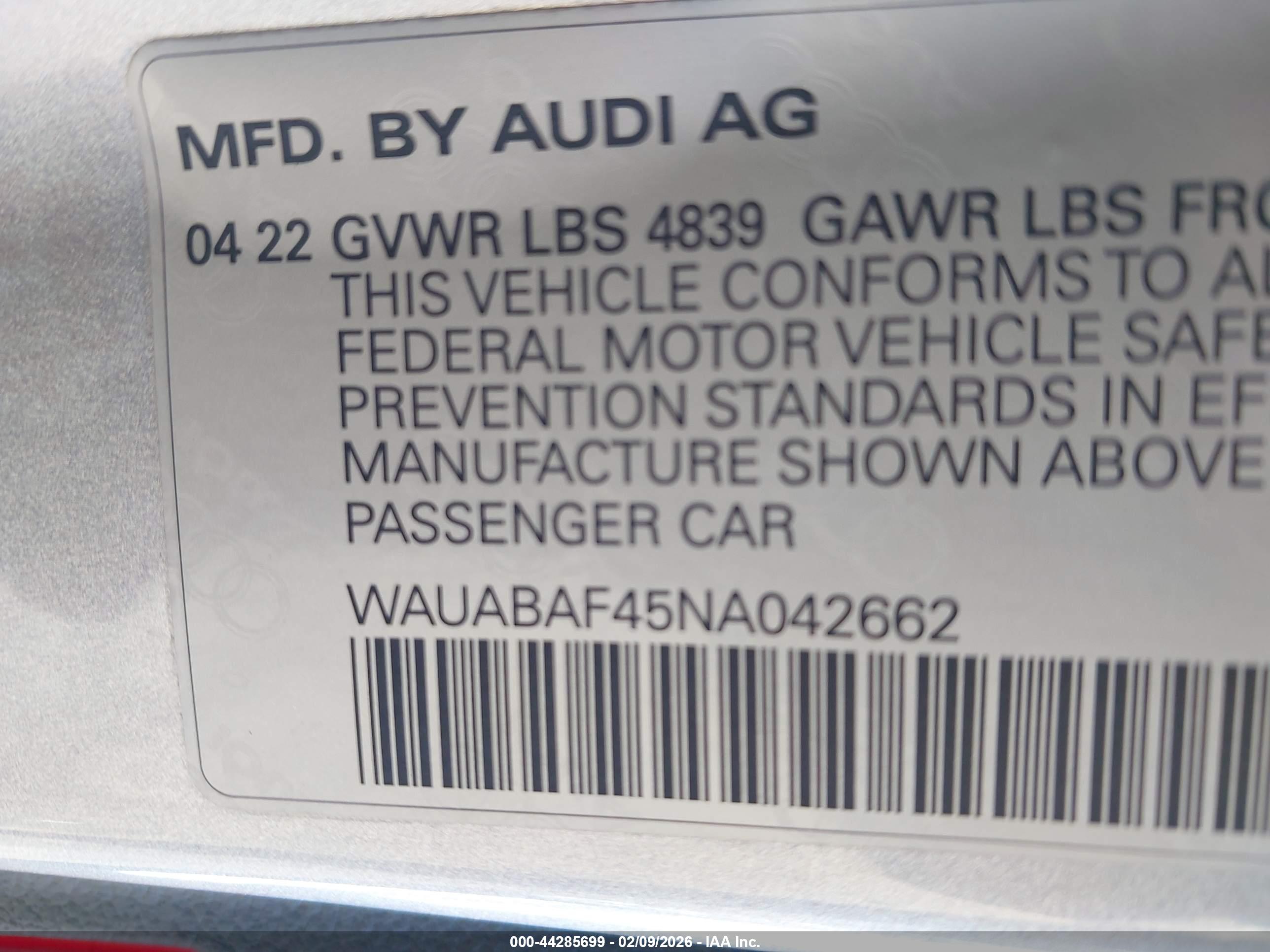 AUDI A4 image 9