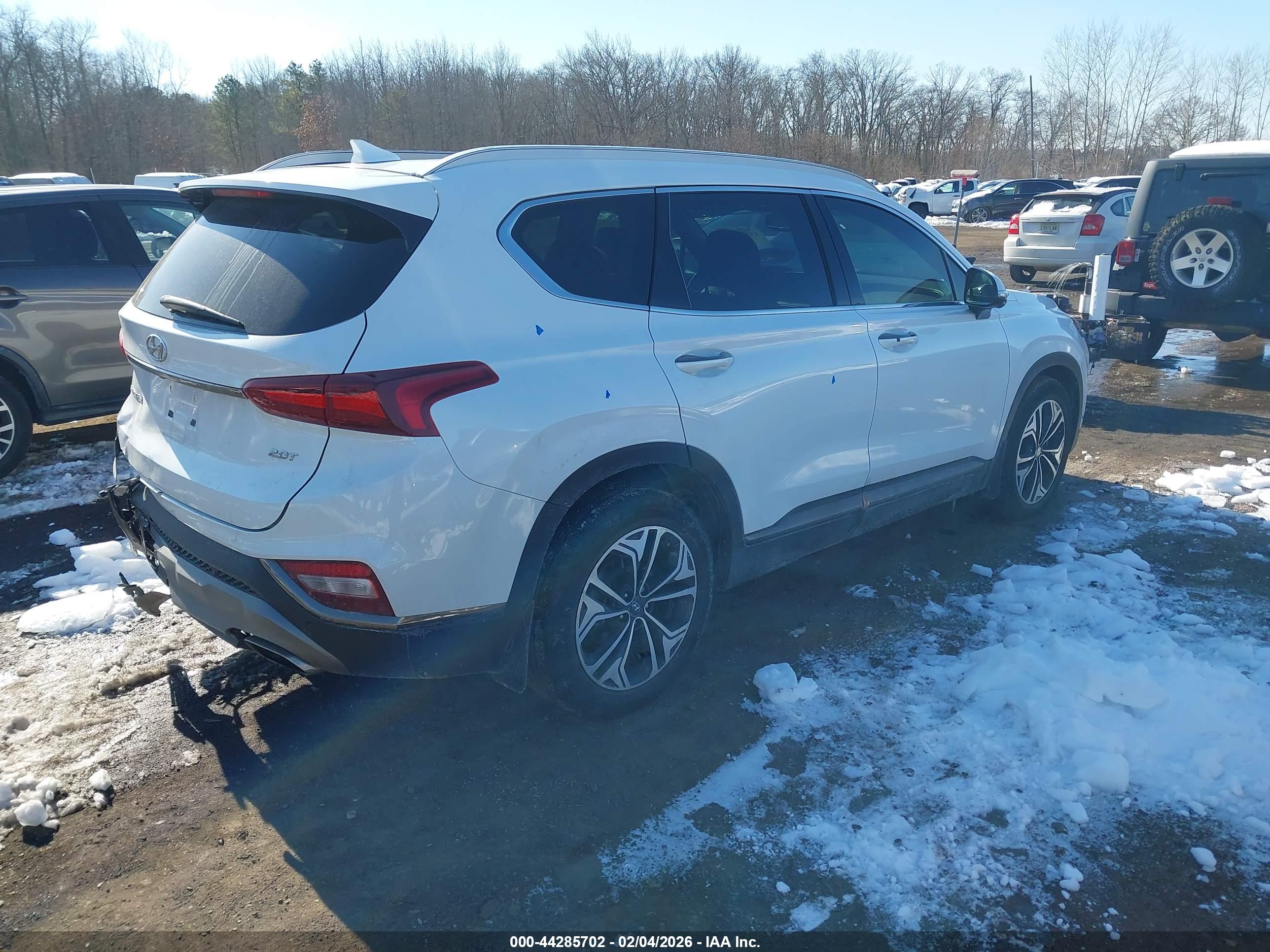 HYUNDAI SANTA image 4