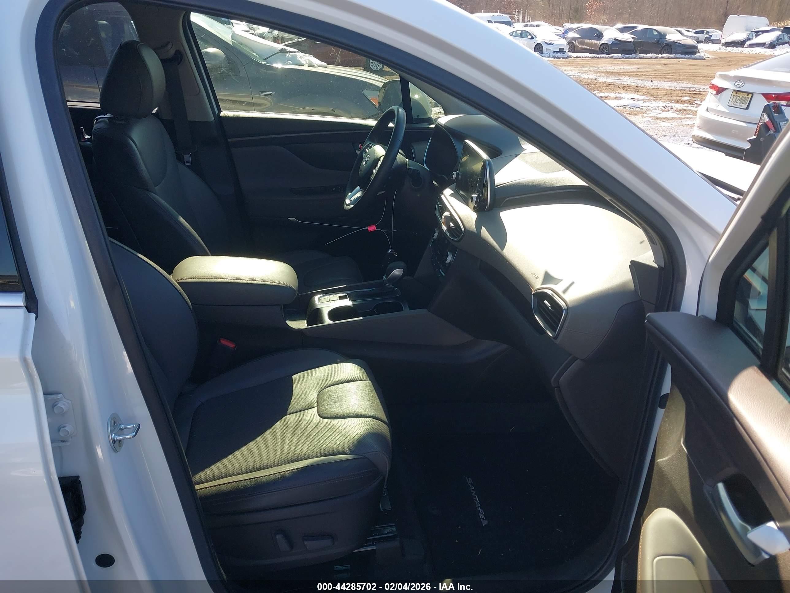 HYUNDAI SANTA image 5