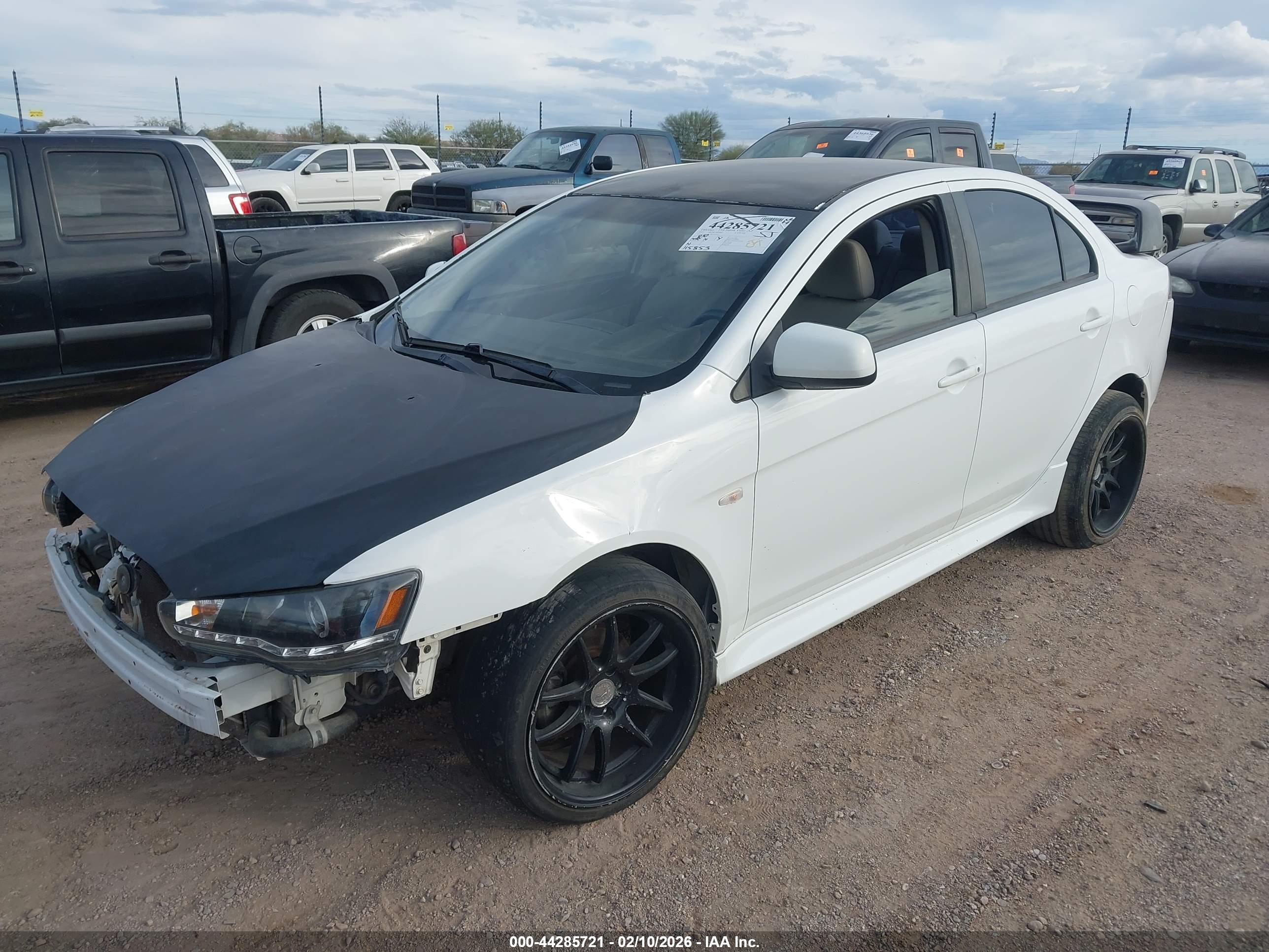 MITSUBISHI LANCER image 2