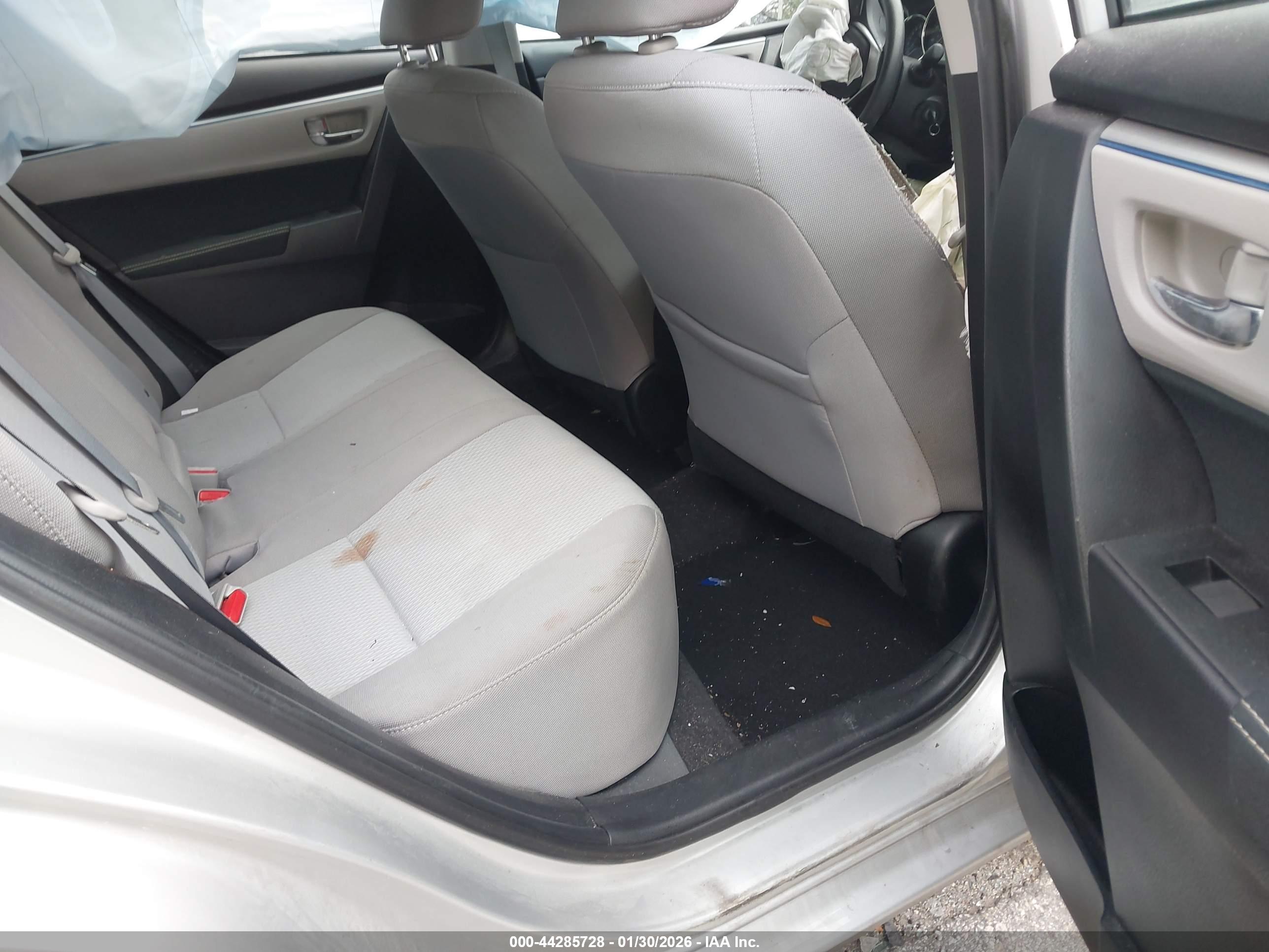 TOYOTA COROLLA image 8