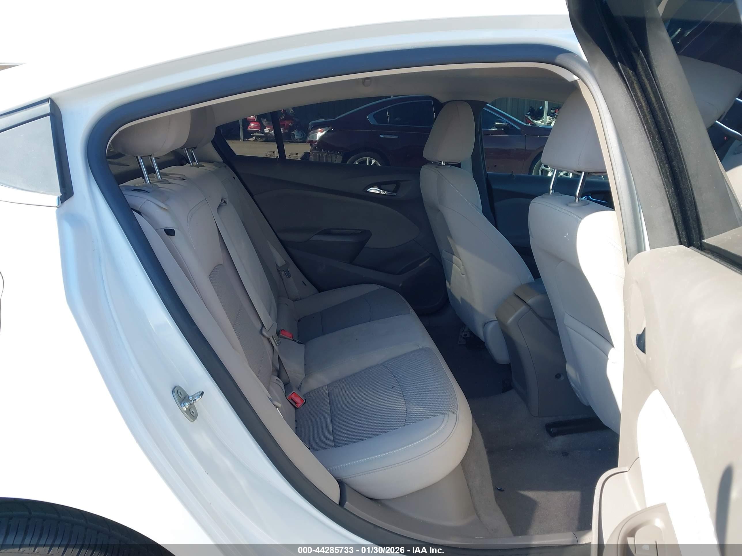CHEVROLET CRUZE image 8
