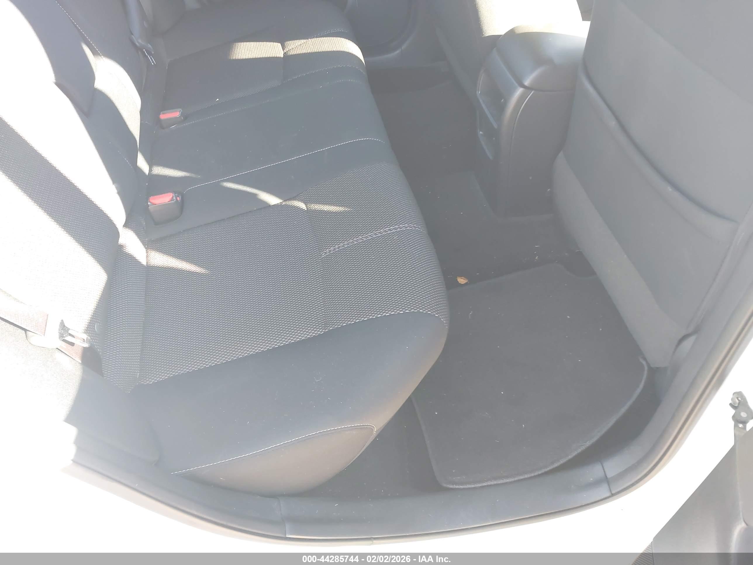 NISSAN SENTRA image 8