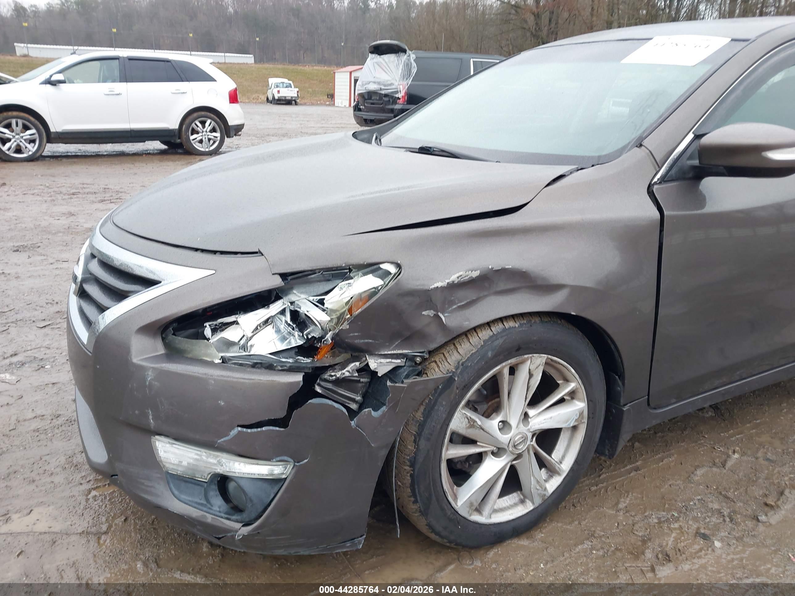 NISSAN ALTIMA image 6