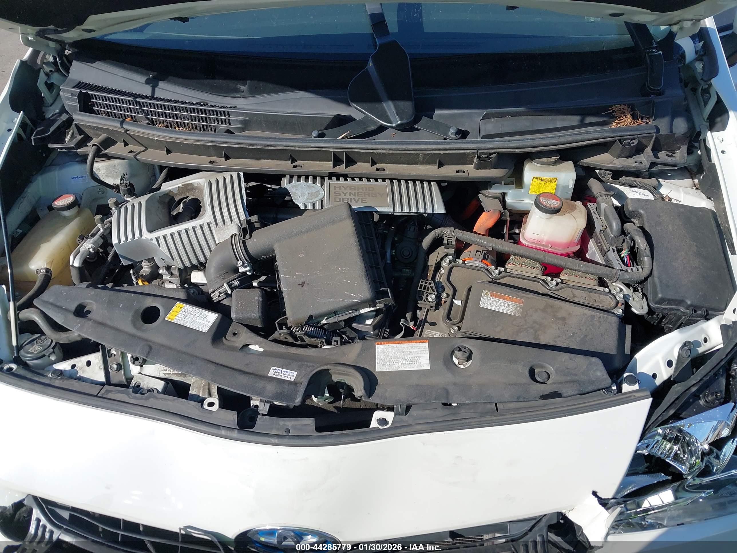 TOYOTA PRIUS image 10