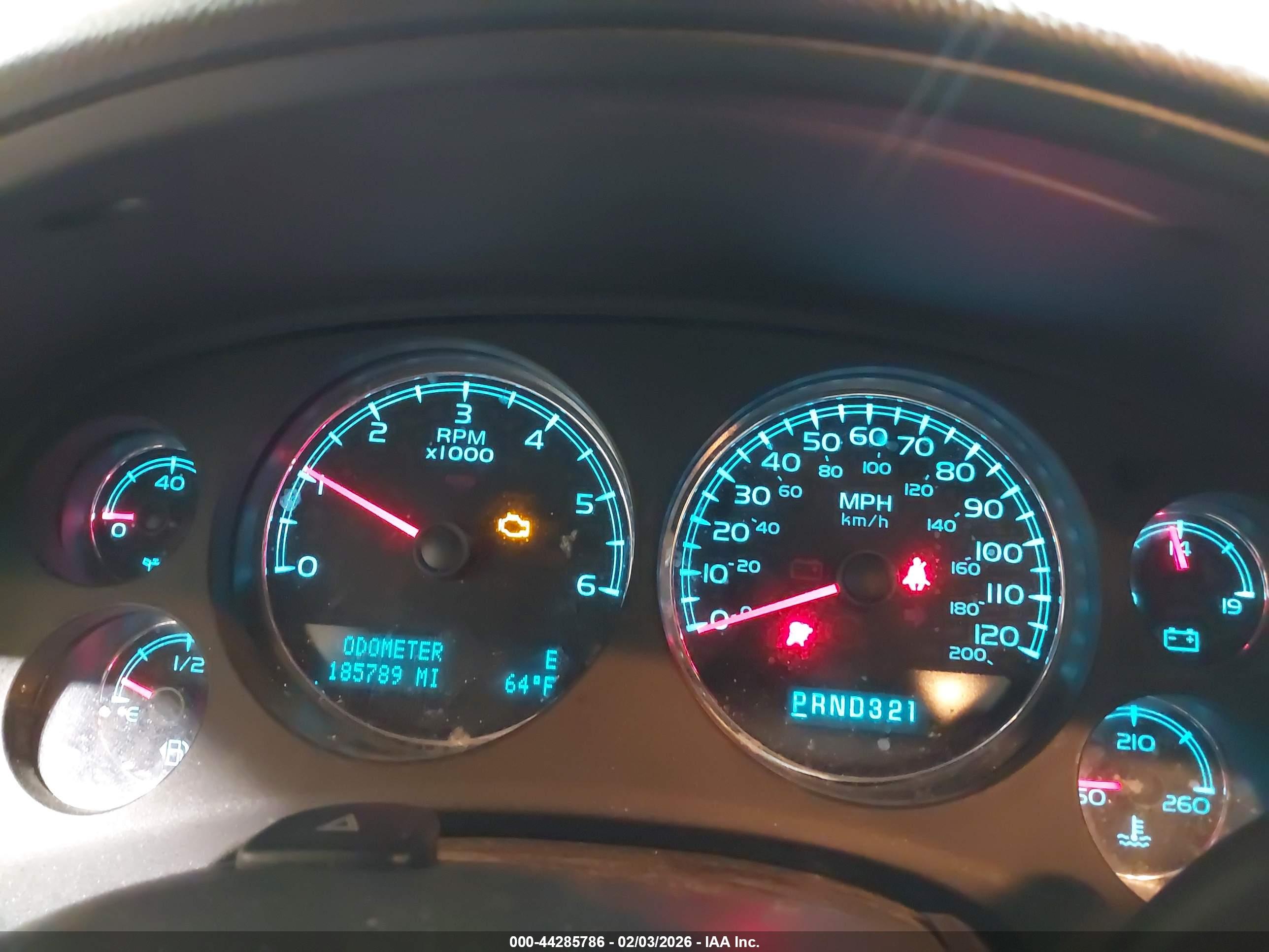 CHEVROLET SILVERADO image 7