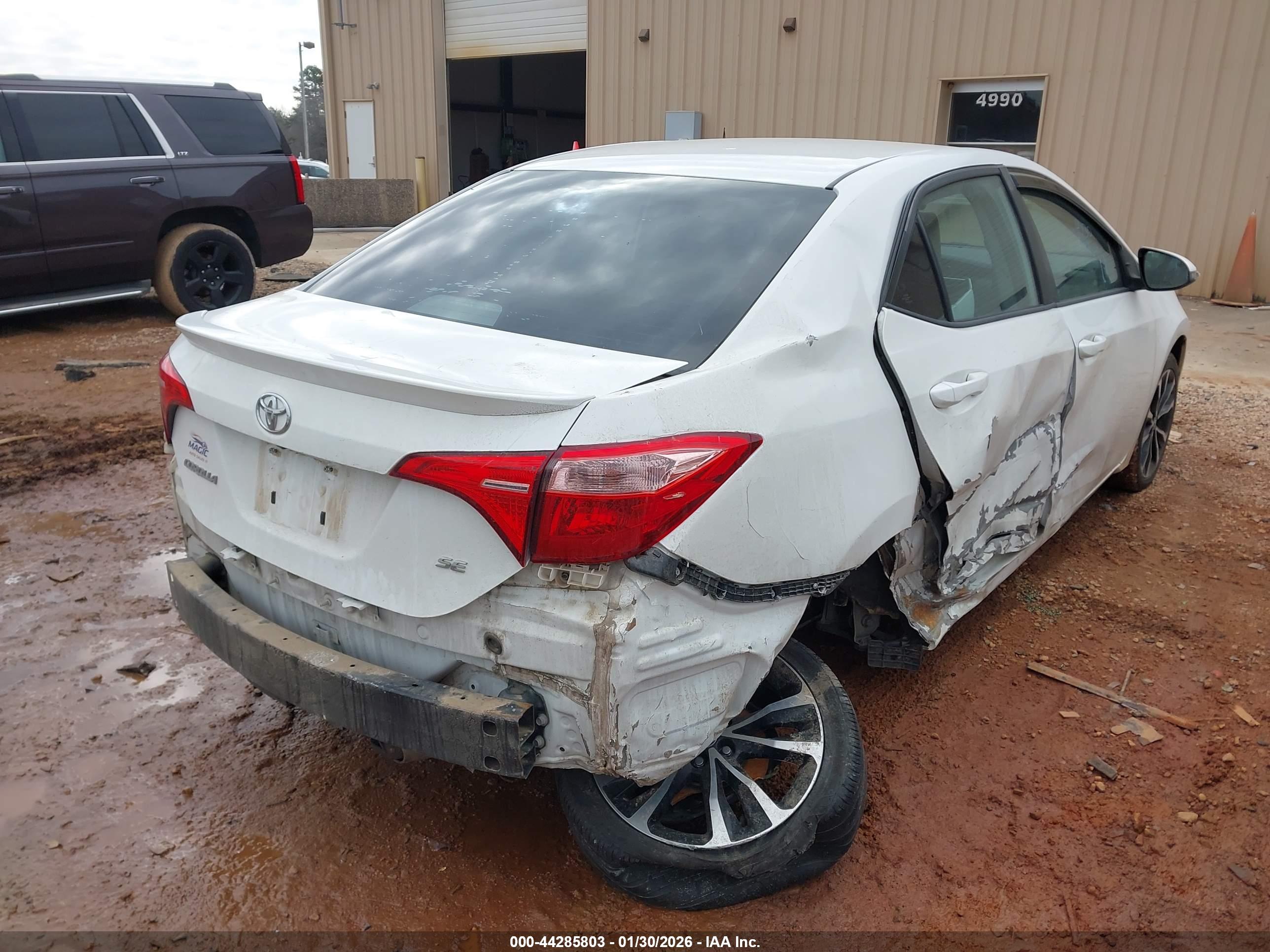 TOYOTA COROLLA image 4
