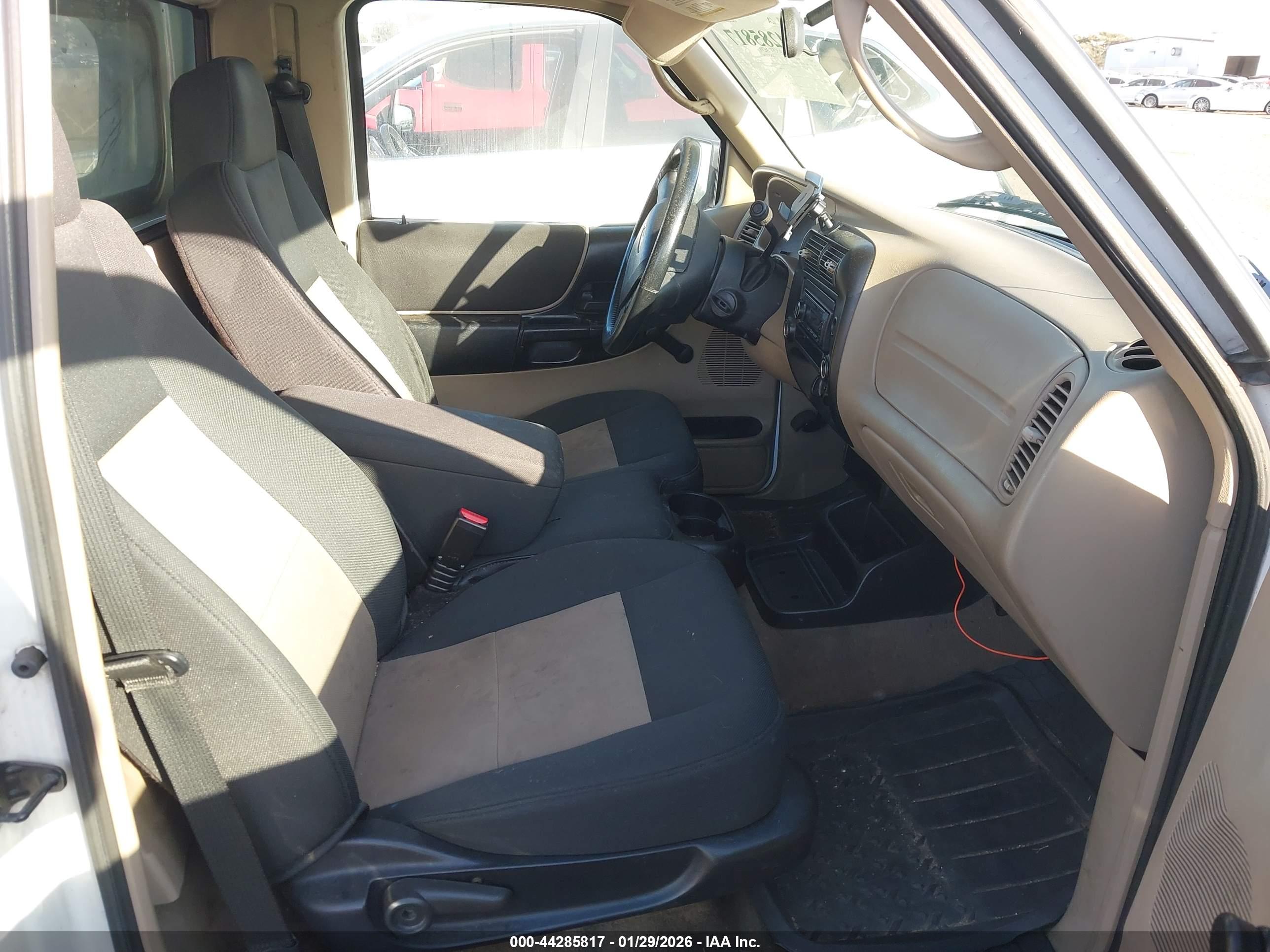 FORD RANGER image 8