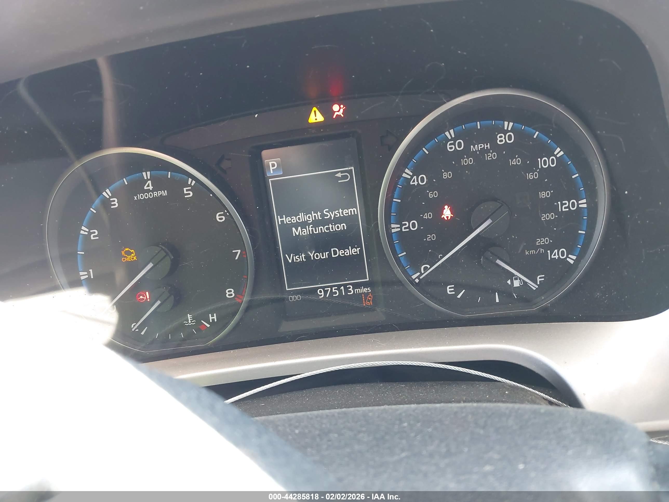 TOYOTA RAV4 image 7