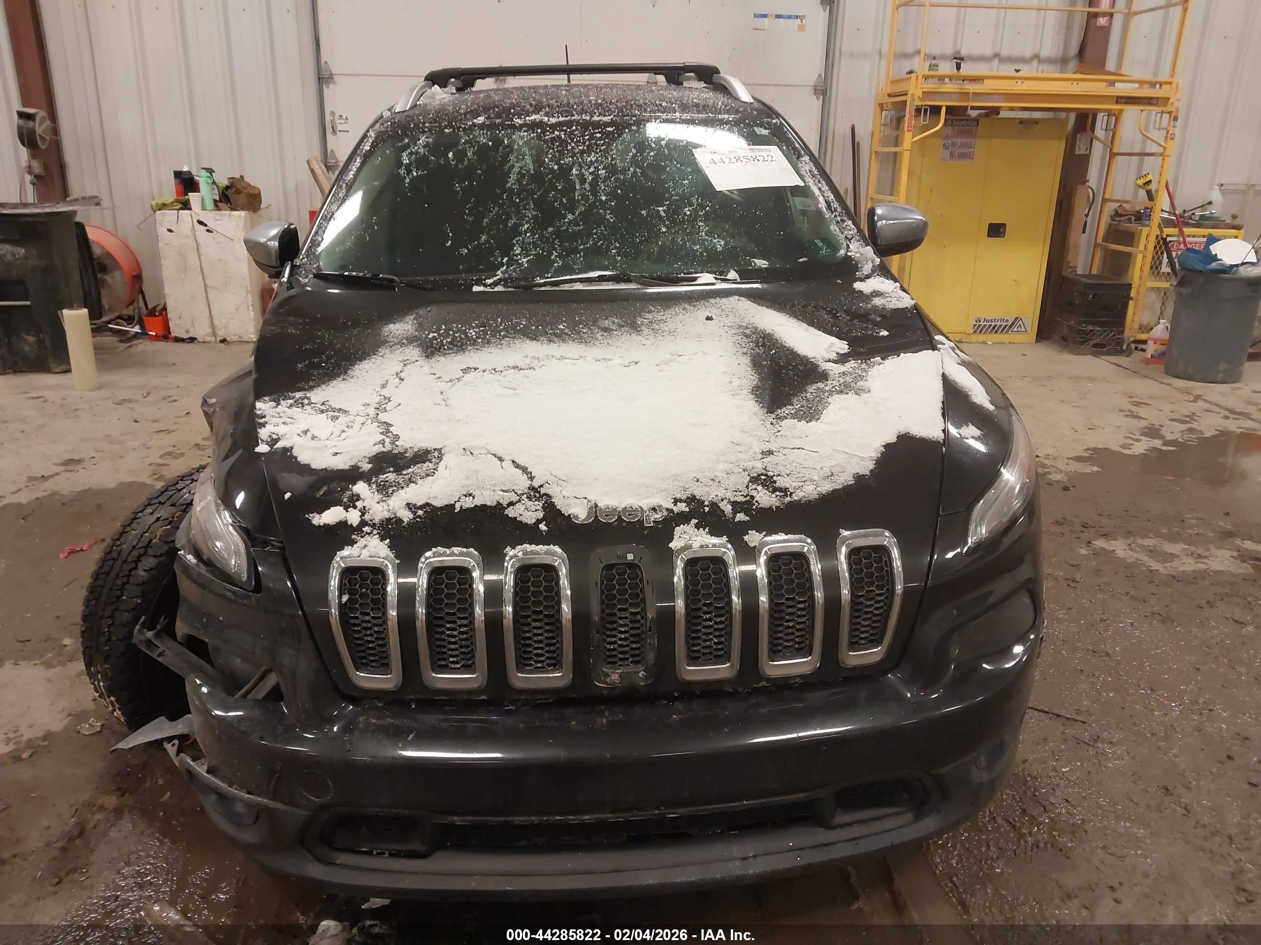 JEEP CHEROKEE image 6