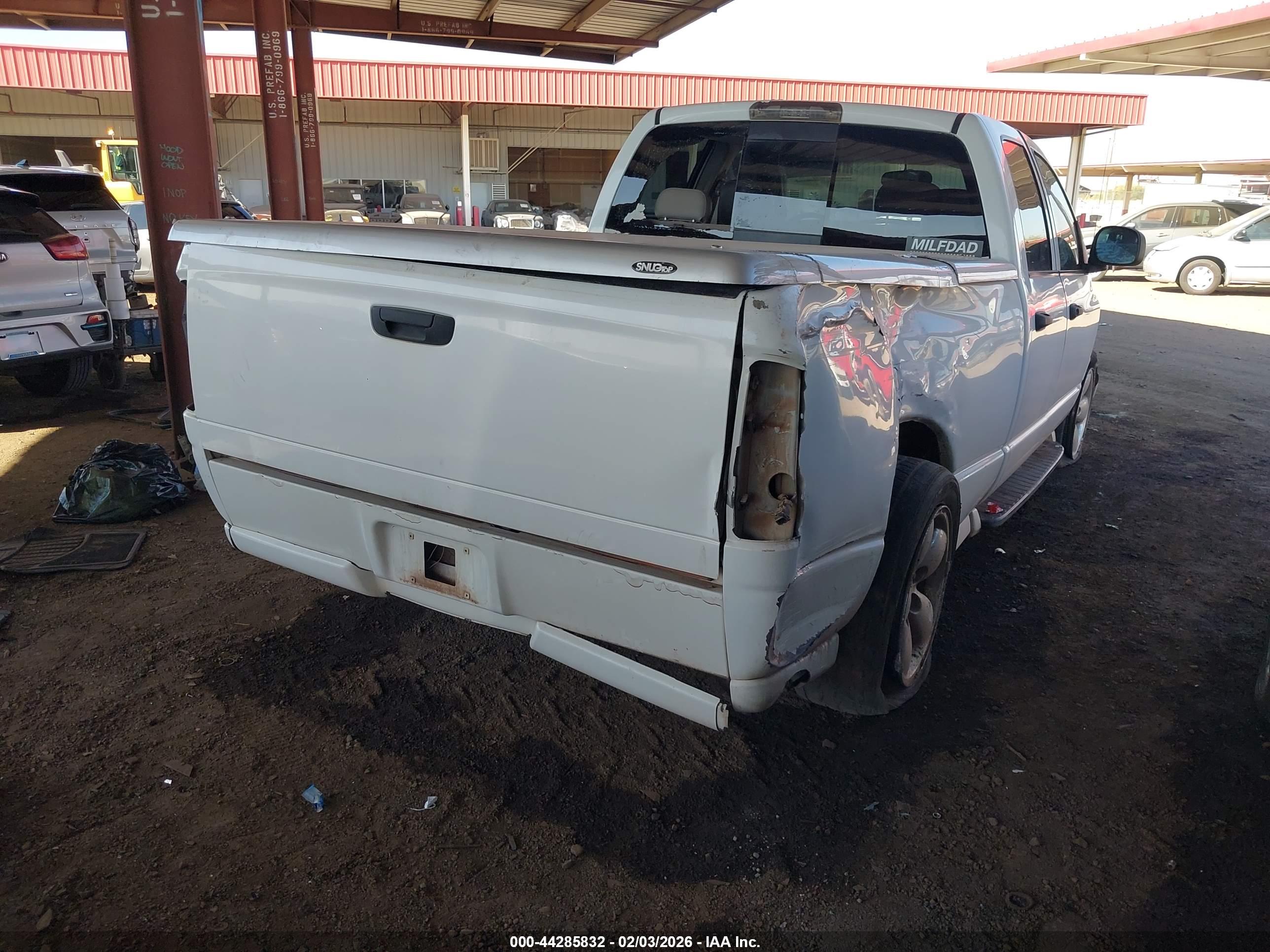 DODGE RAM image 6