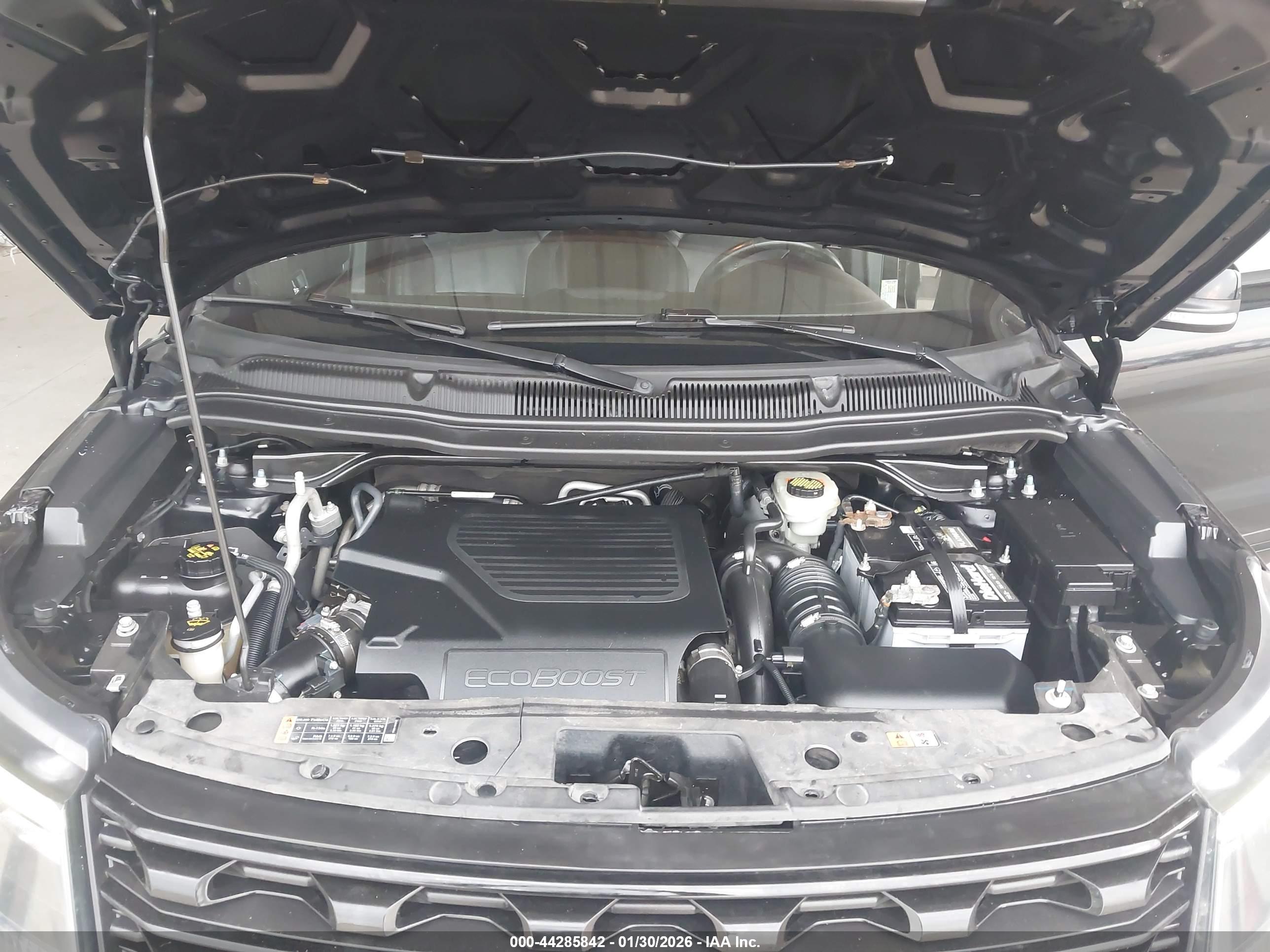 FORD EXPLORER image 10