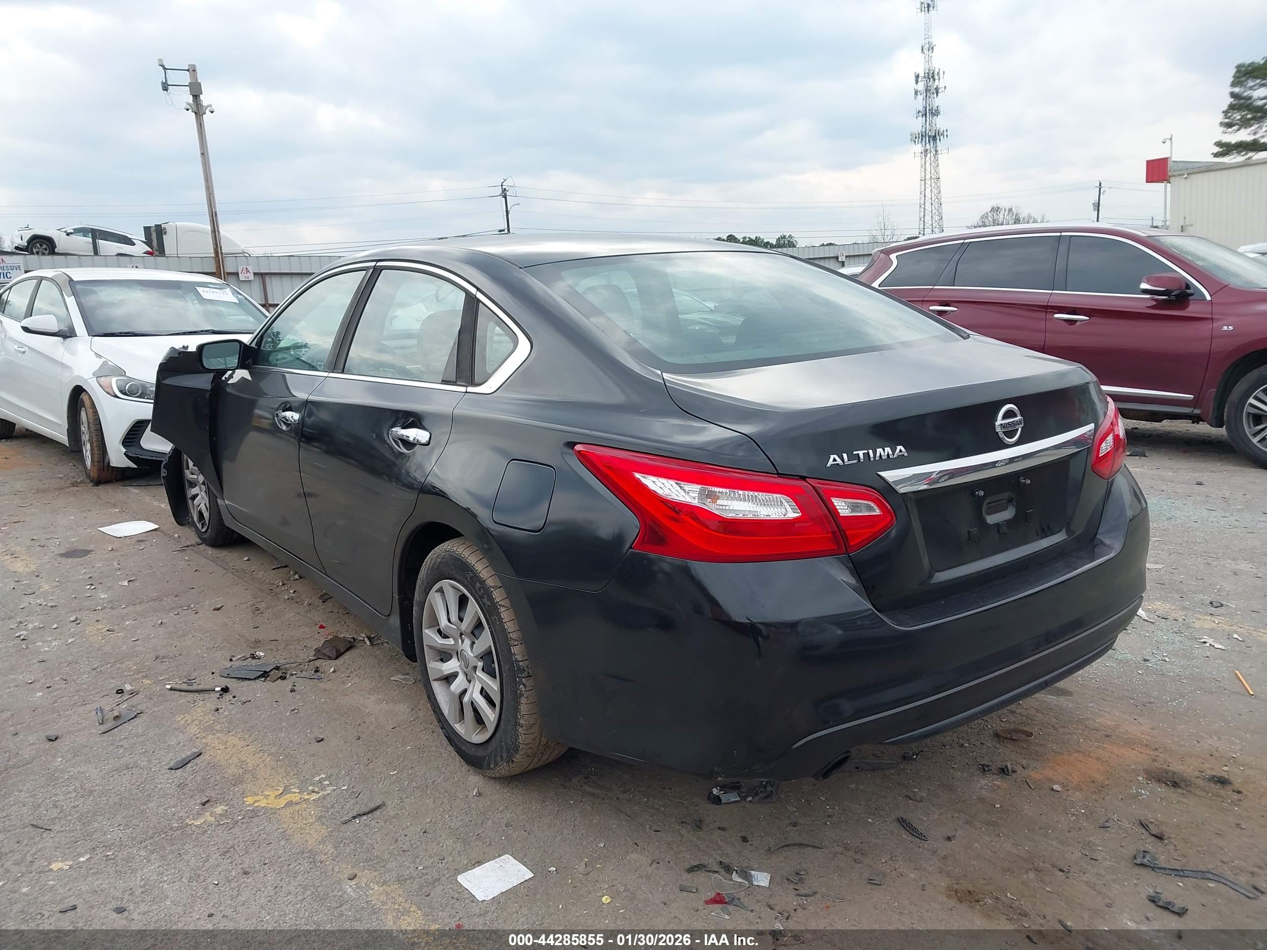 NISSAN ALTIMA image 3