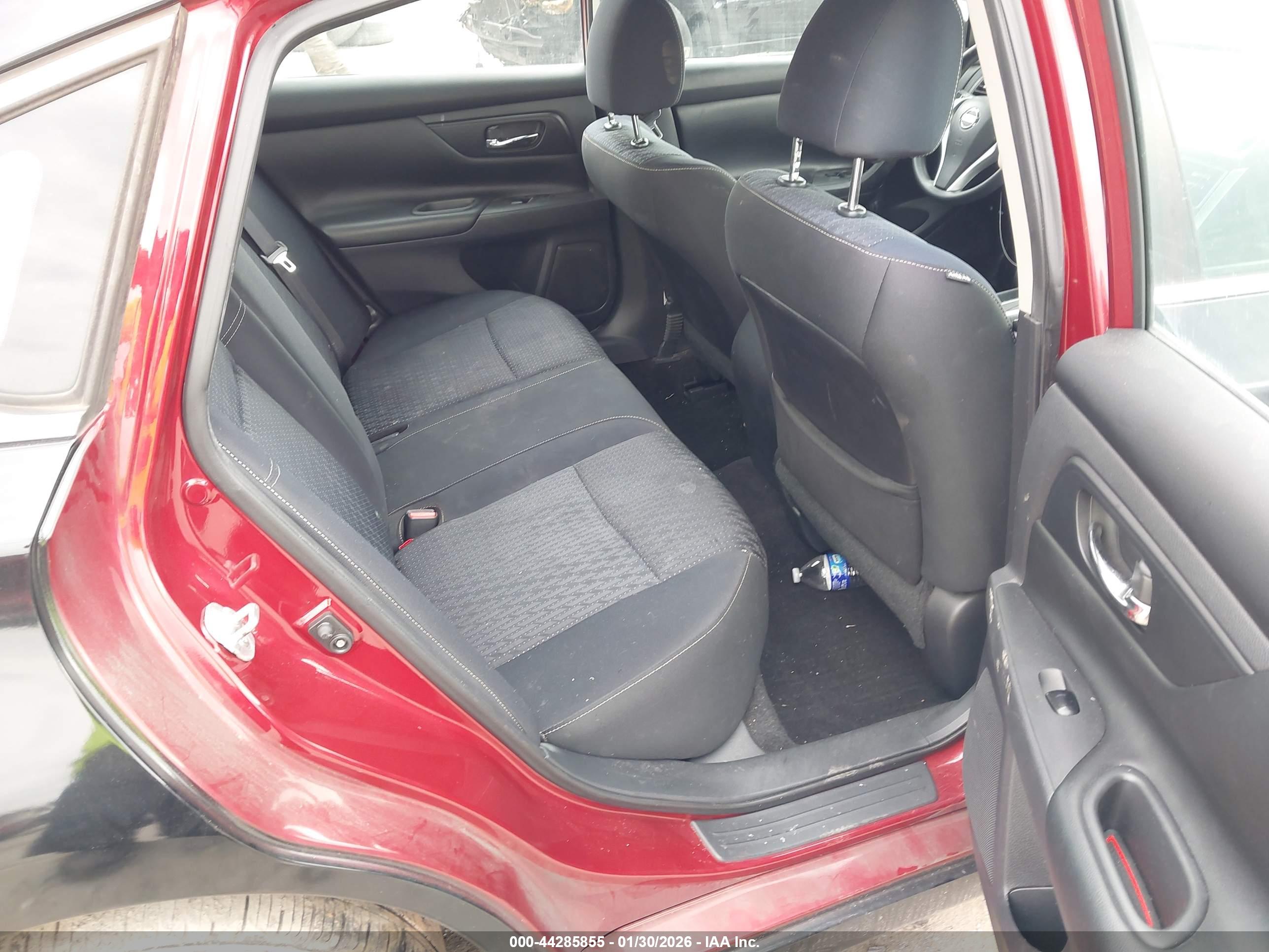 NISSAN ALTIMA image 8