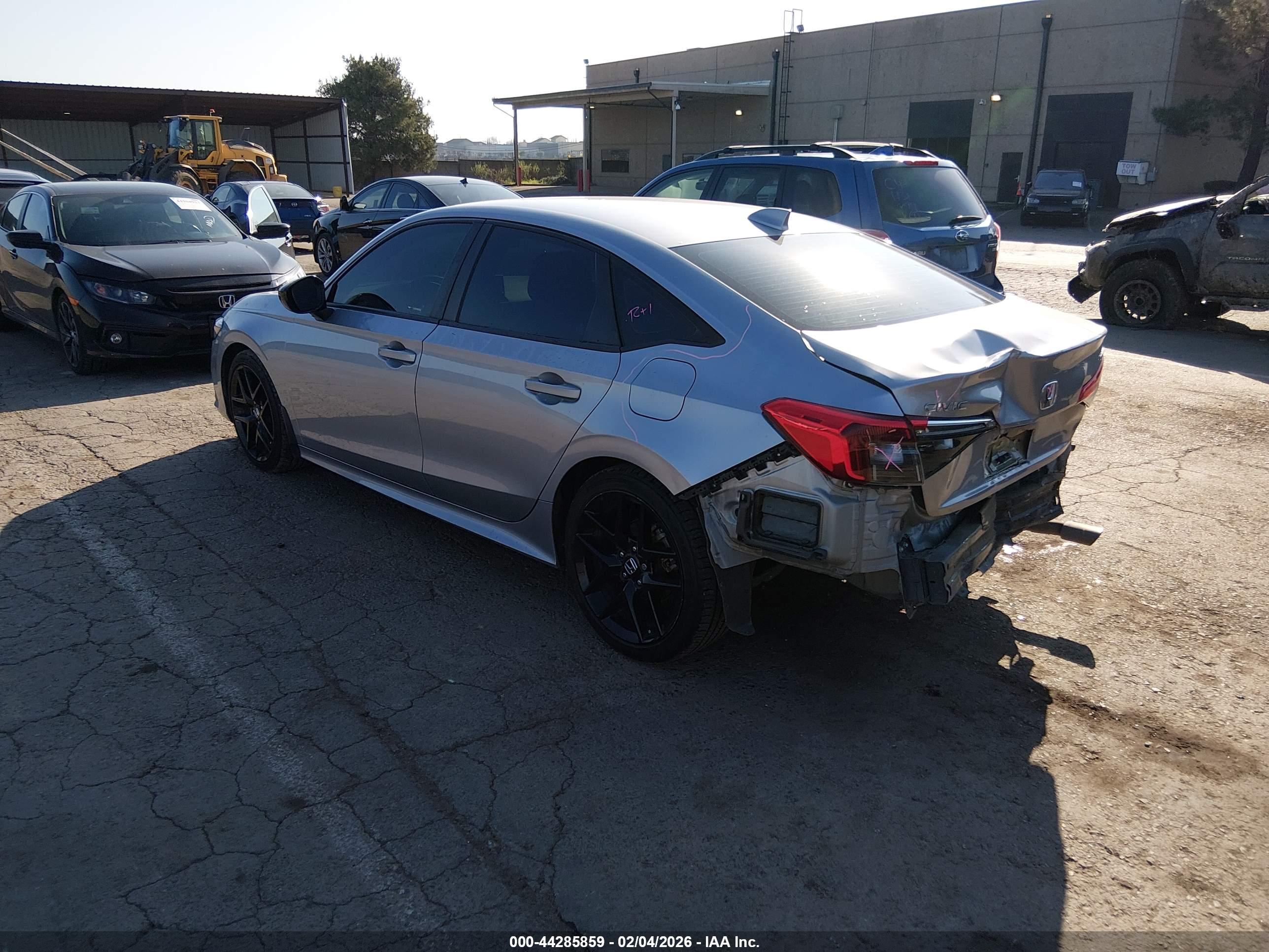 HONDA CIVIC image 3