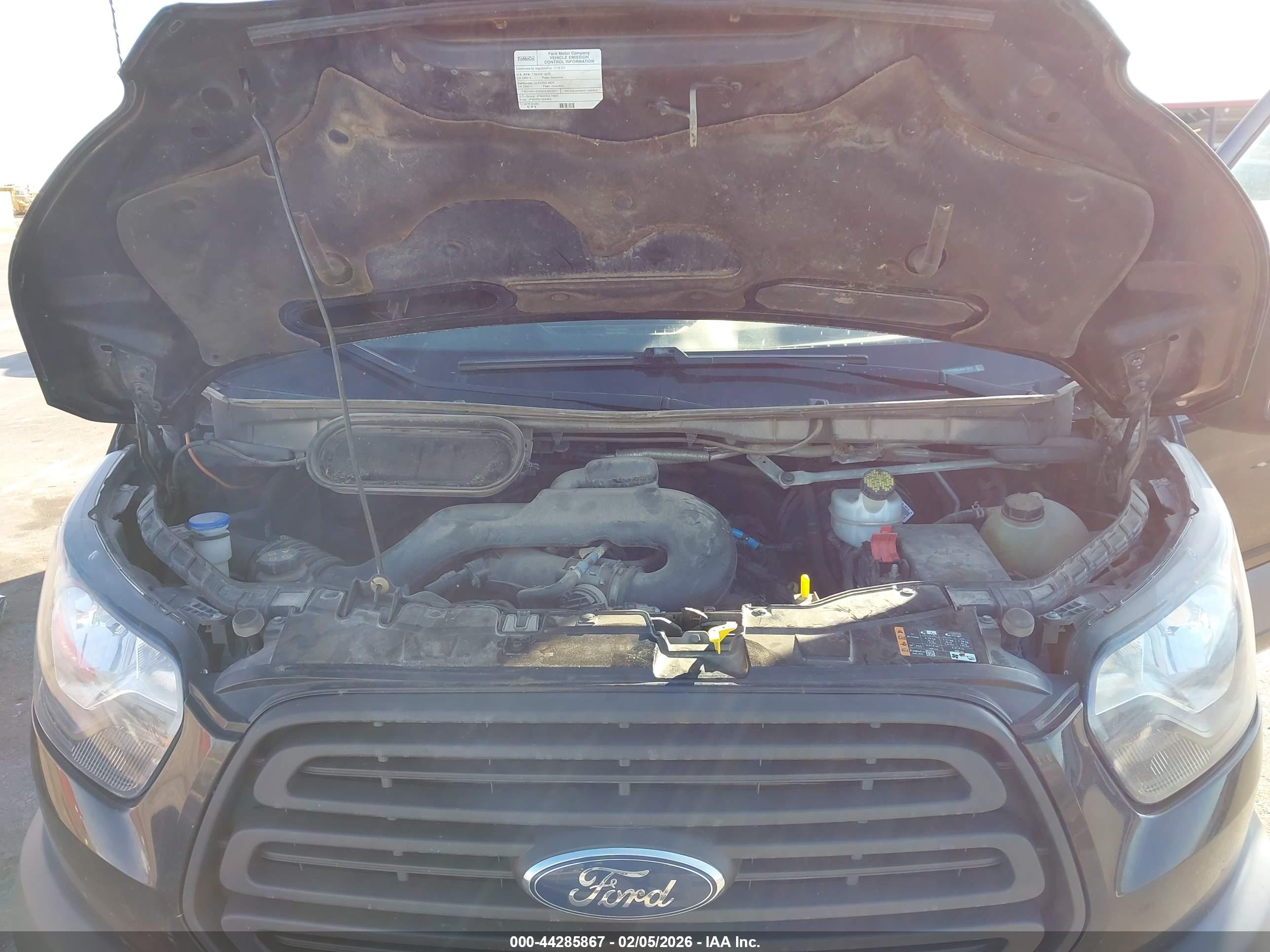 FORD TRANSIT-250 image 10
