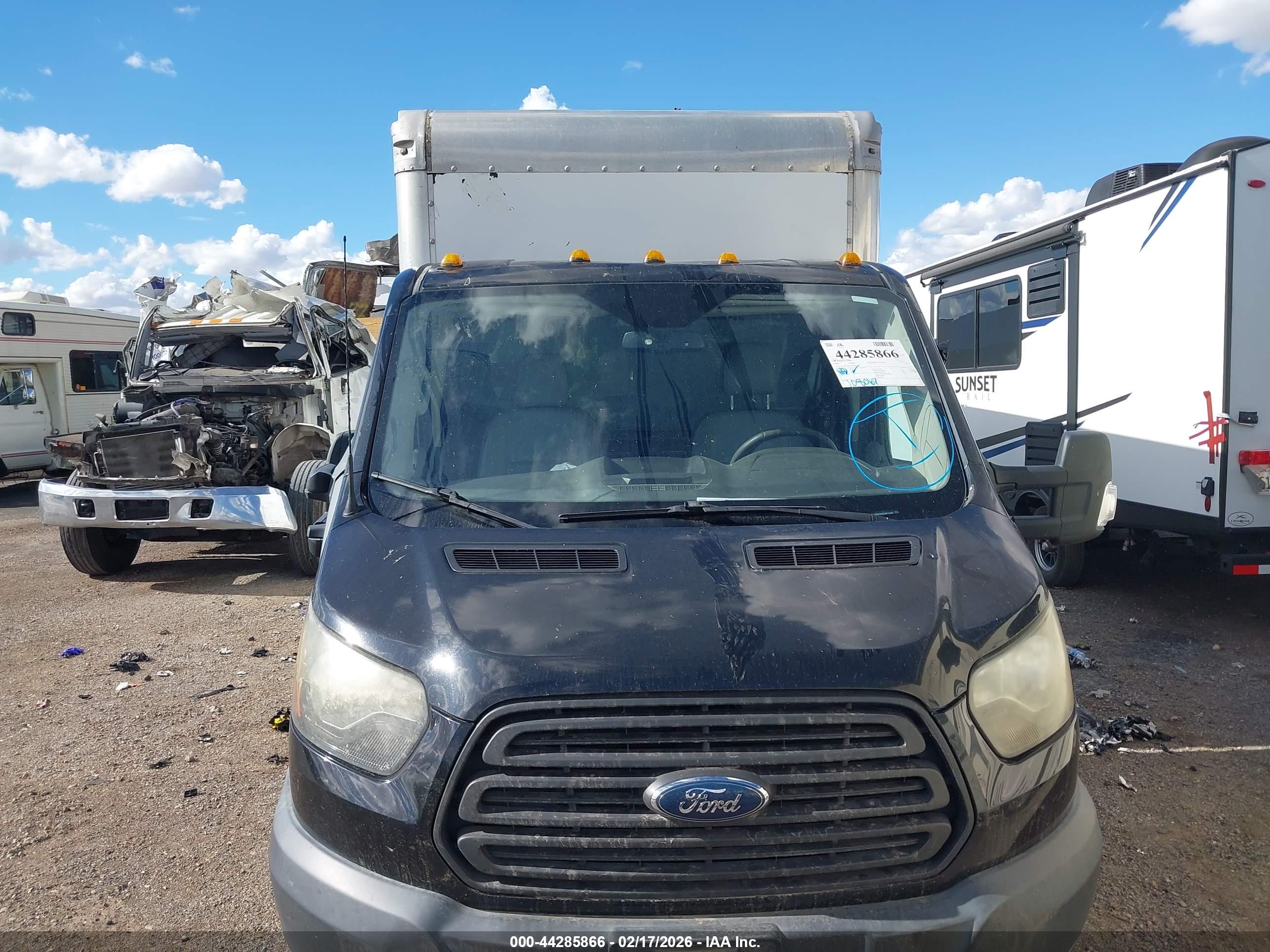 FORD TRANSIT-350 image 6