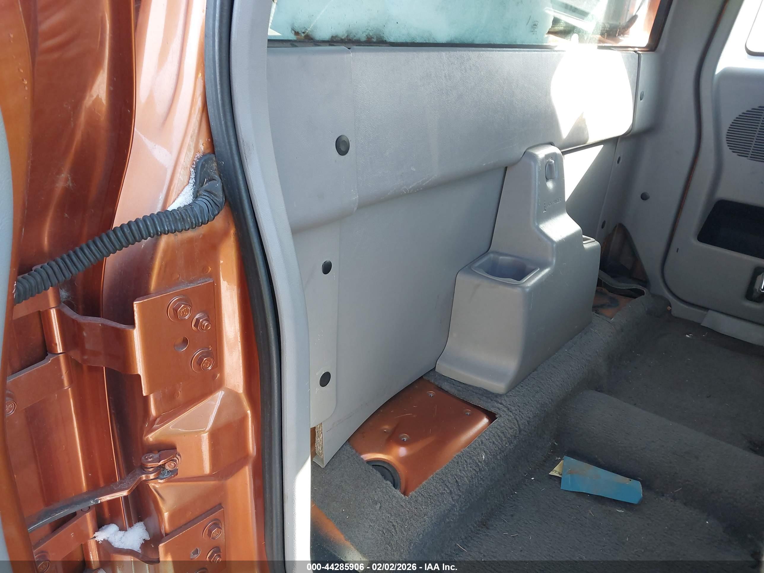 FORD RANGER image 8