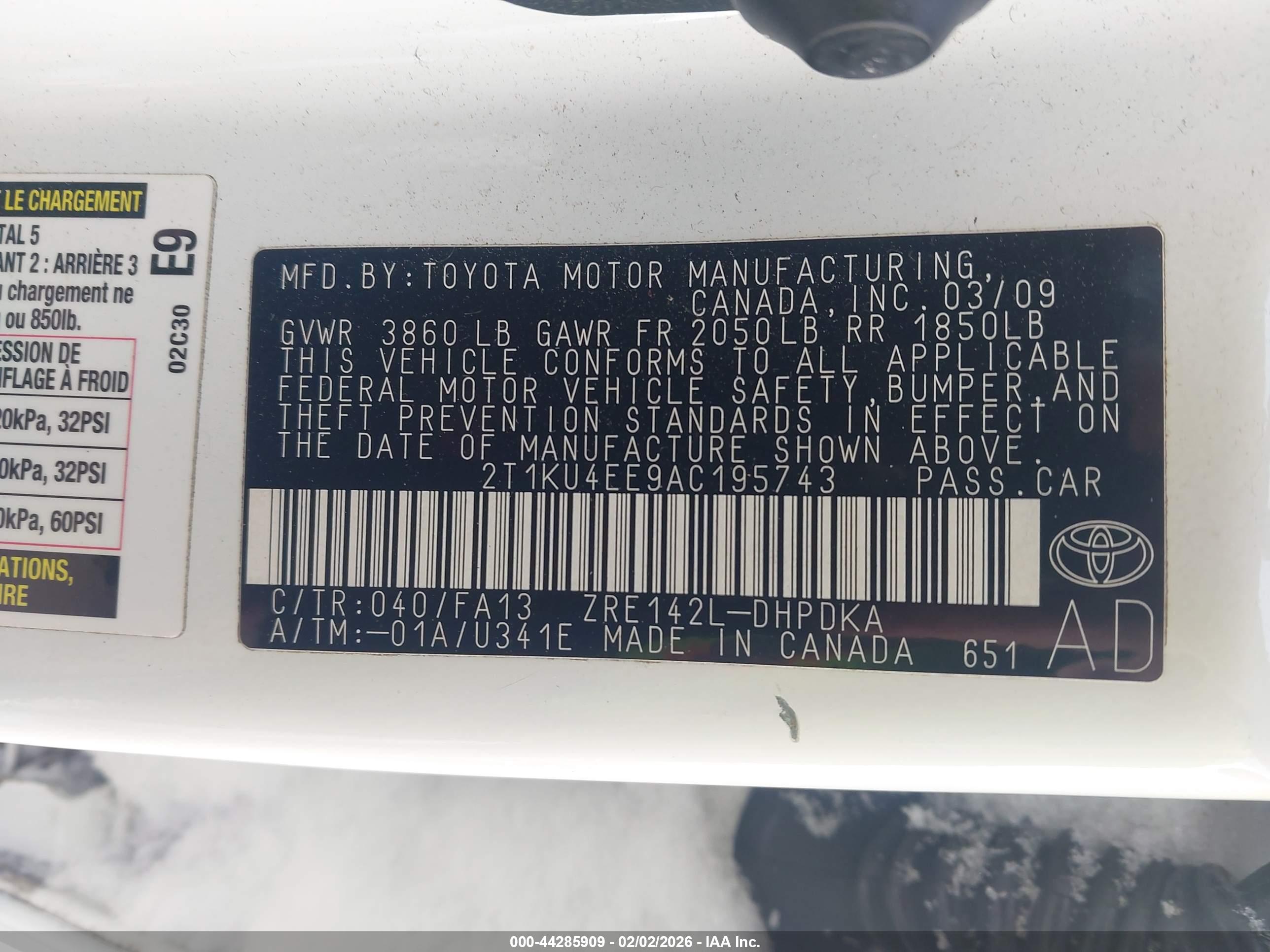 TOYOTA MATRIX image 9
