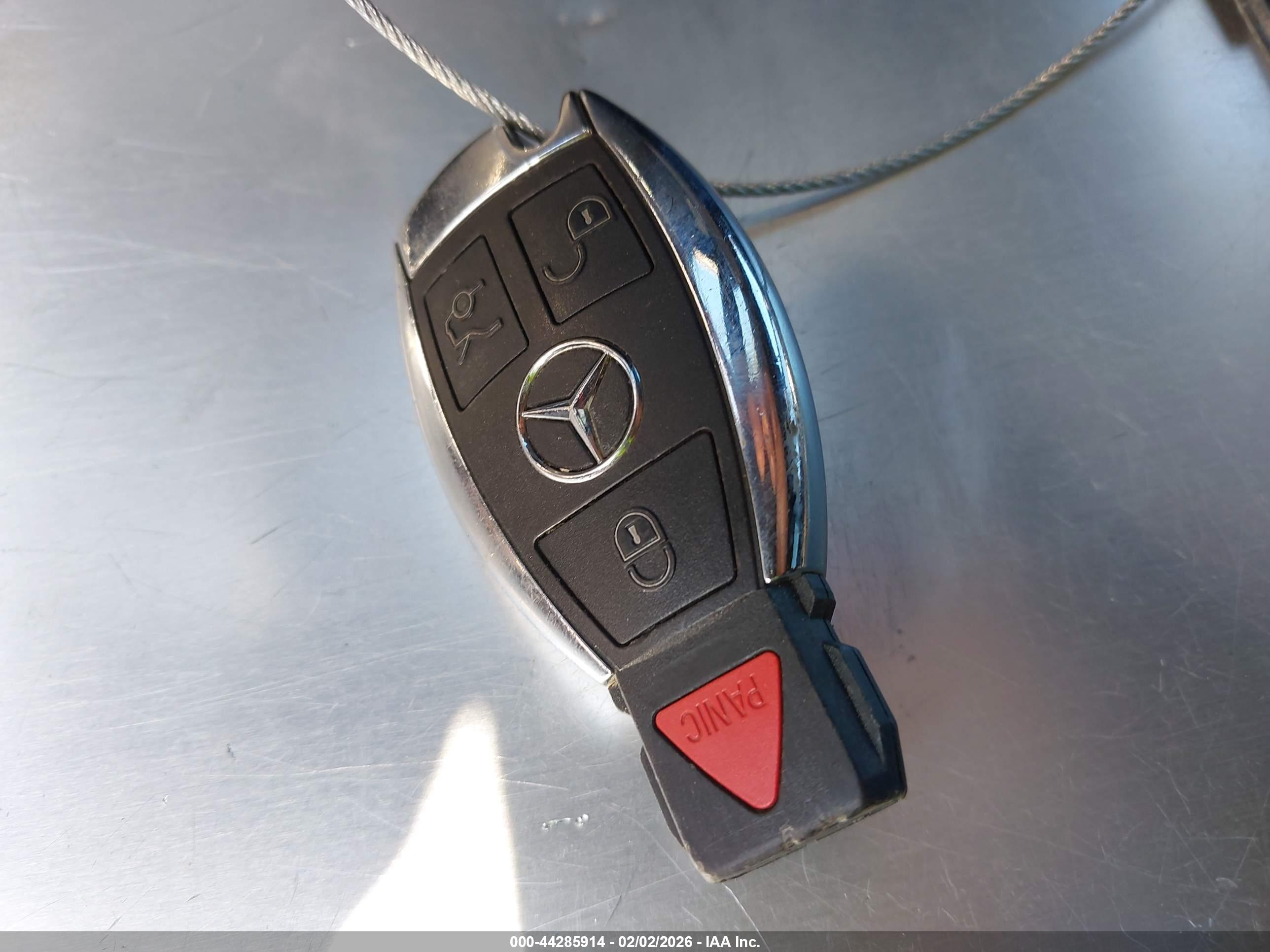 MERCEDES-BENZ C image 11