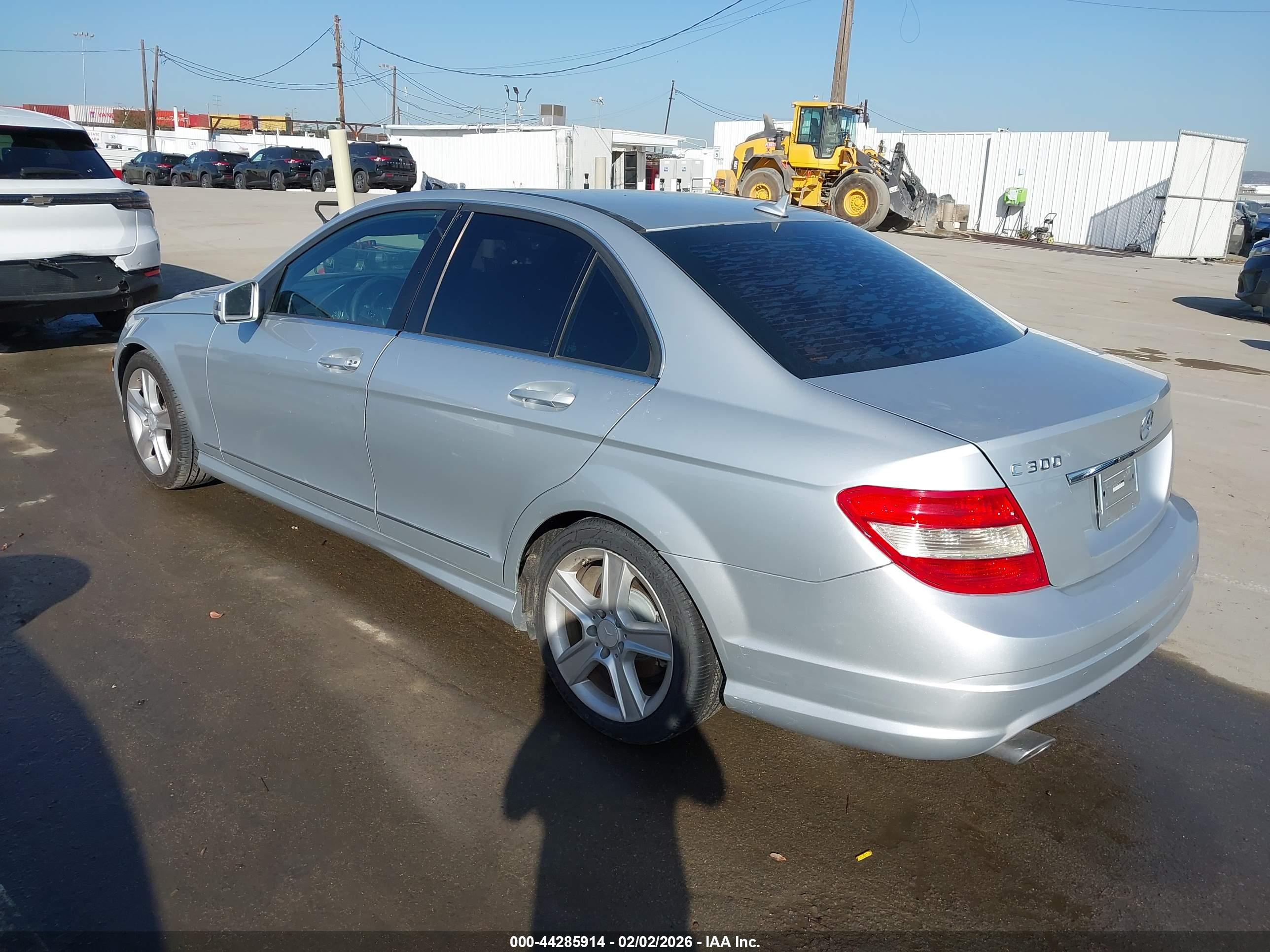 MERCEDES-BENZ C image 3