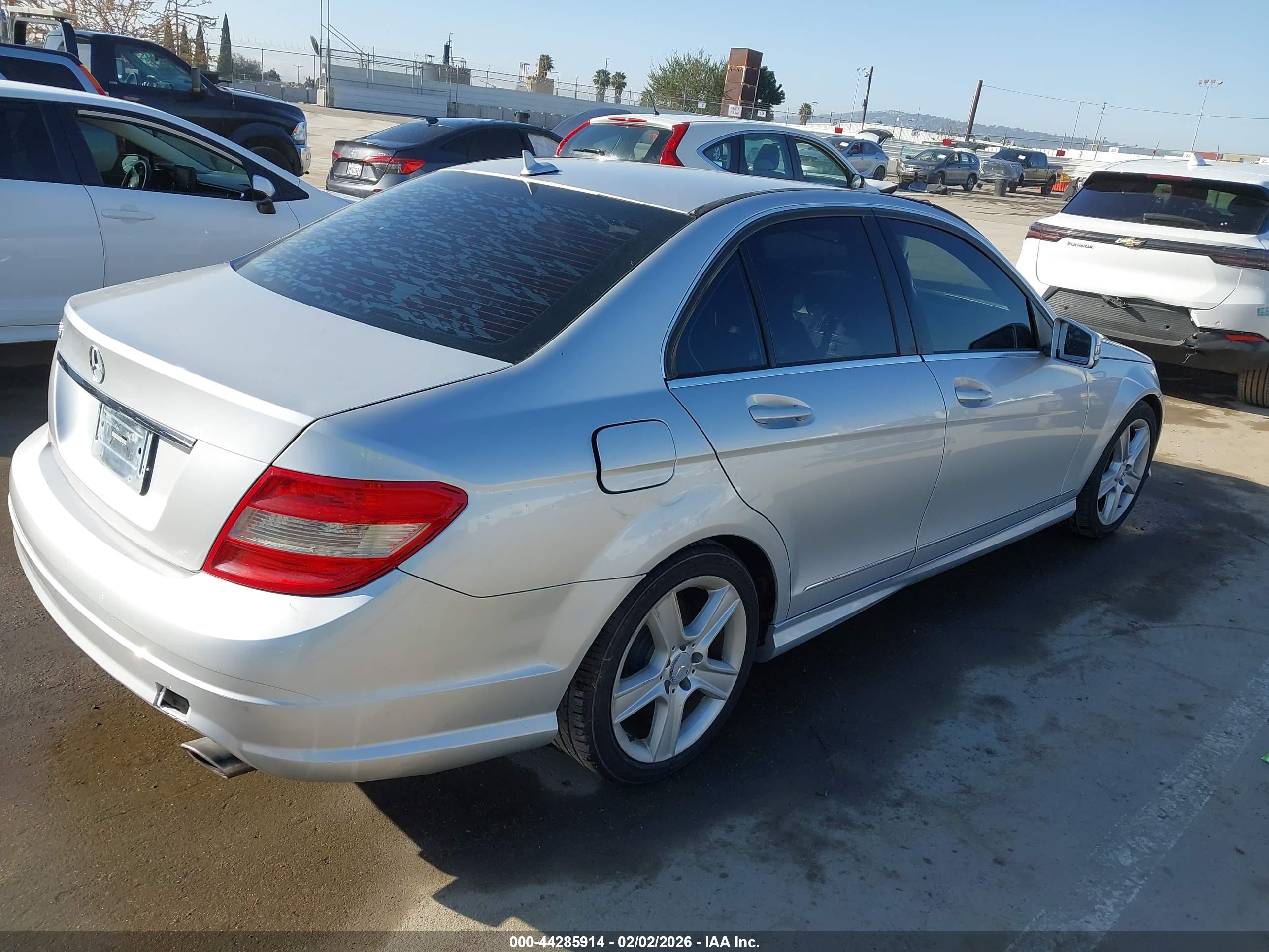 MERCEDES-BENZ C image 4