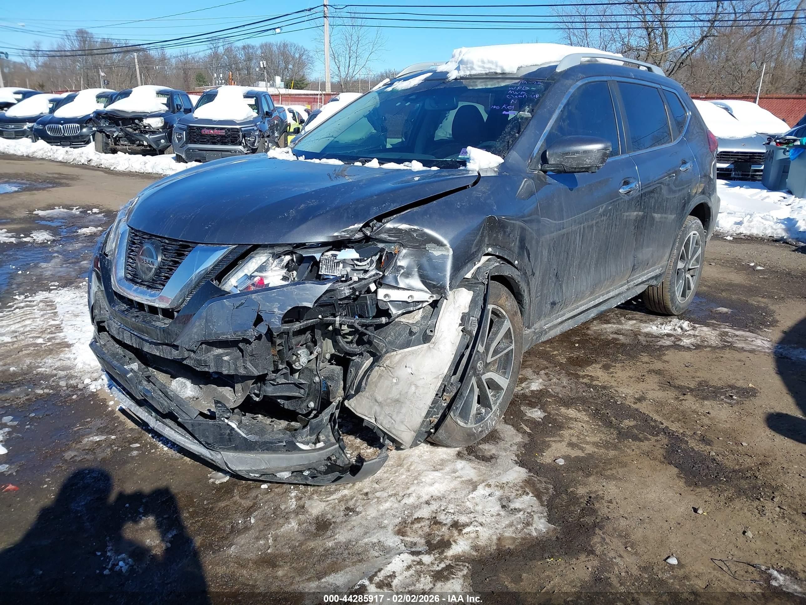 NISSAN ROGUE image 2