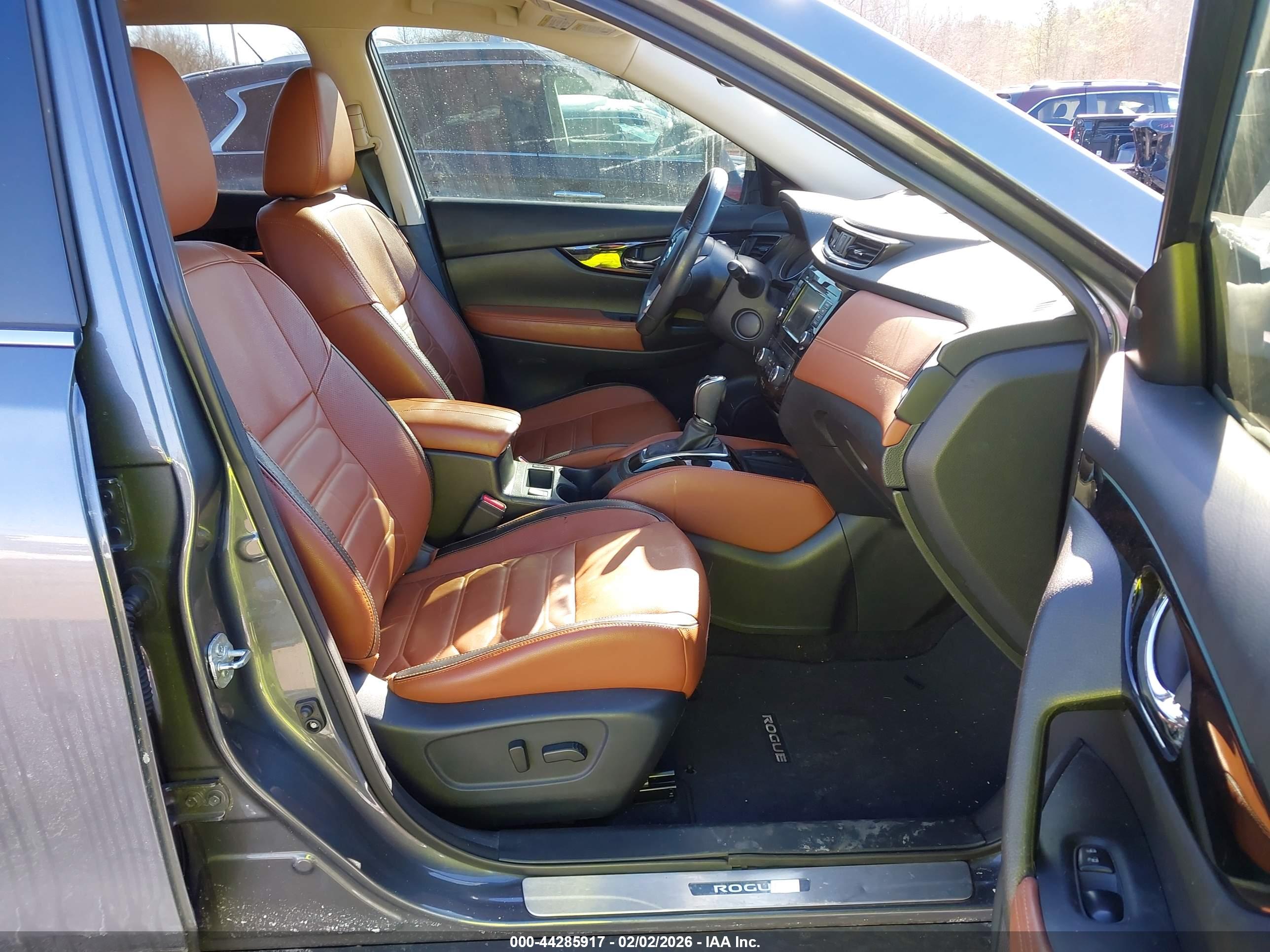 NISSAN ROGUE image 5