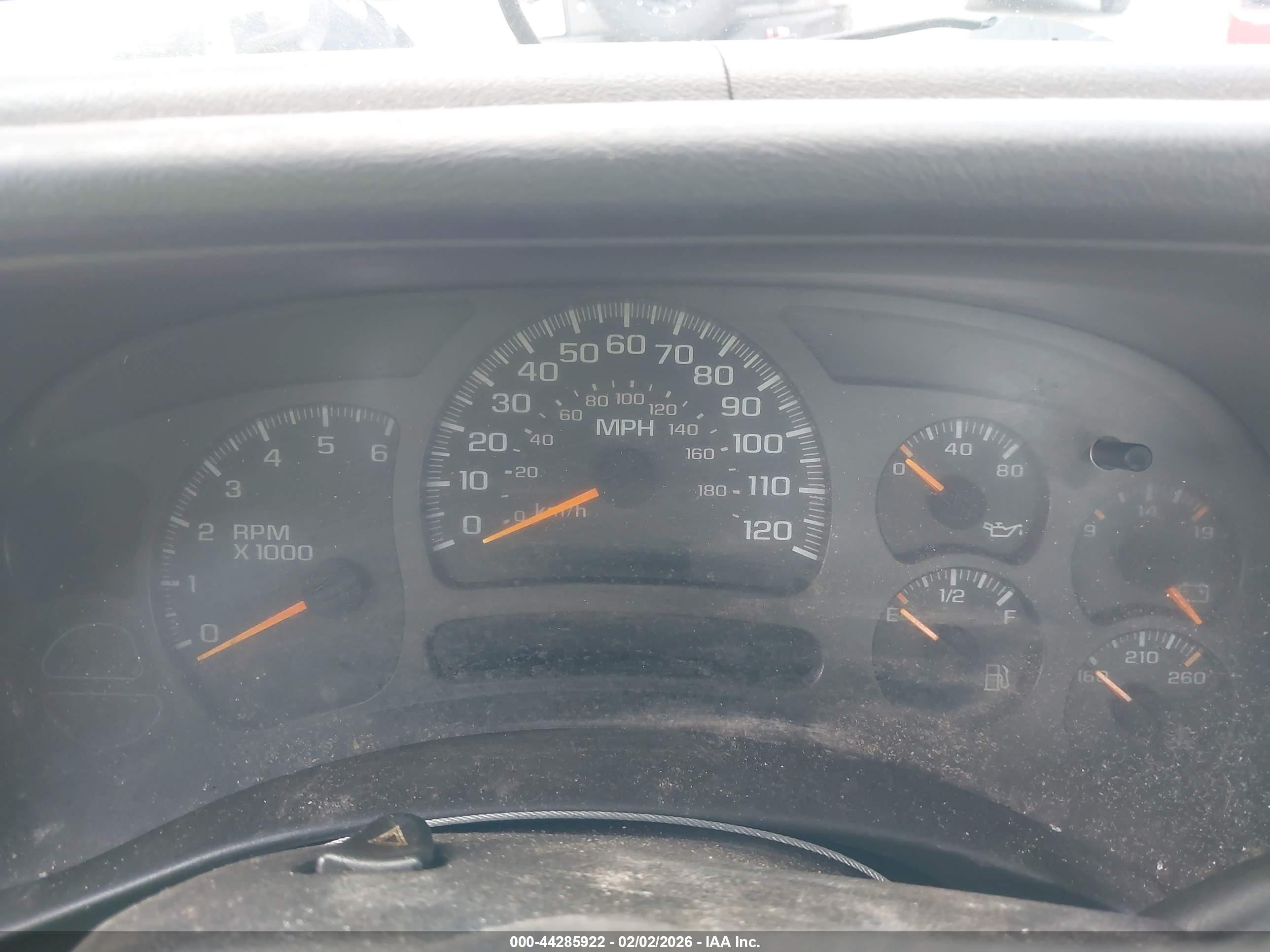 CHEVROLET SILVERADO image 7