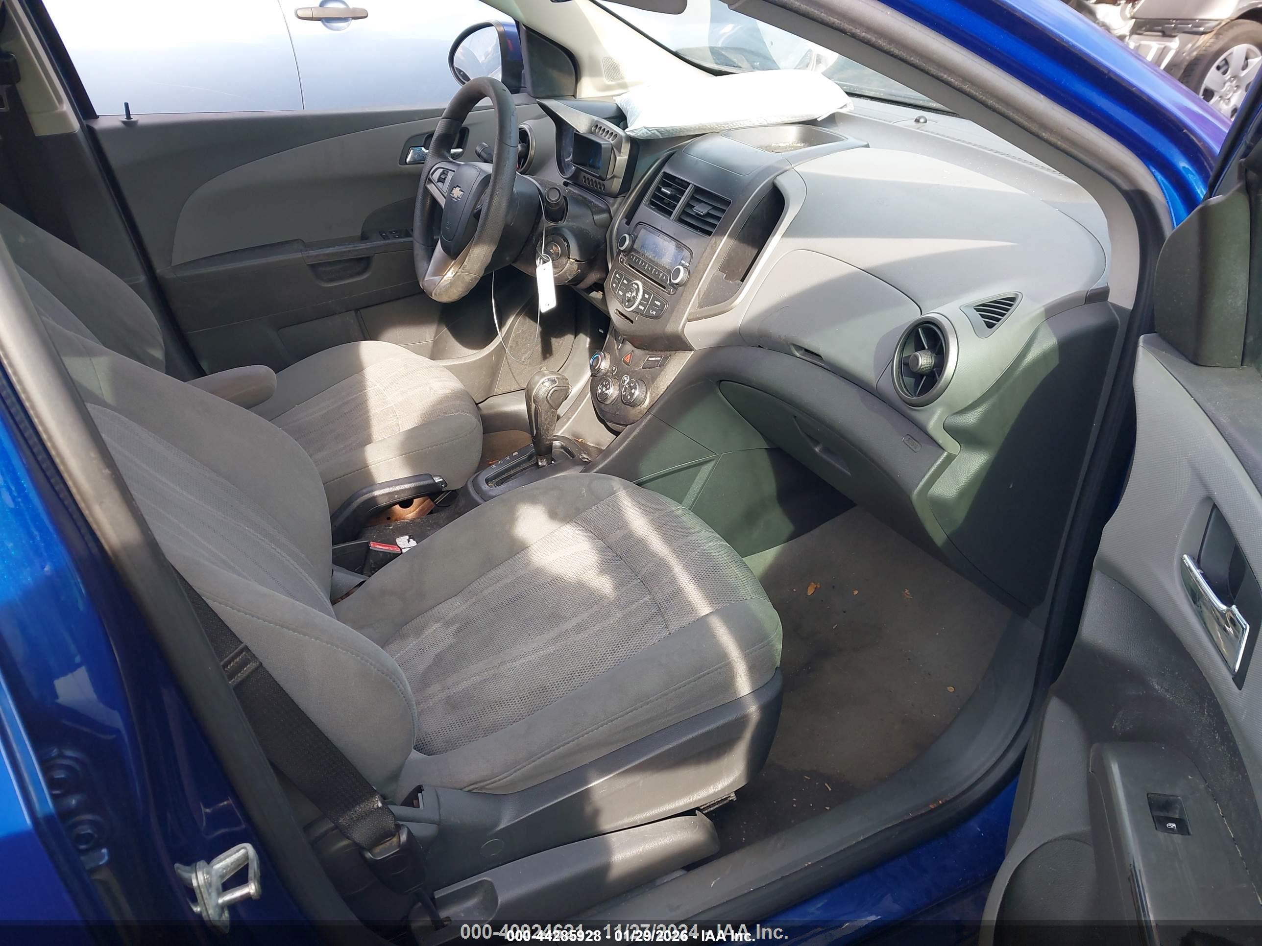 CHEVROLET SONIC image 5
