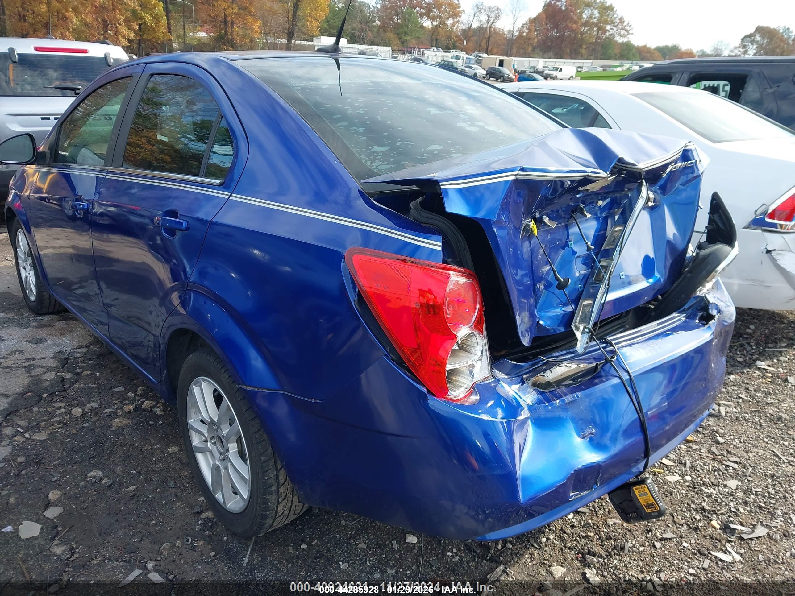 CHEVROLET SONIC image 6