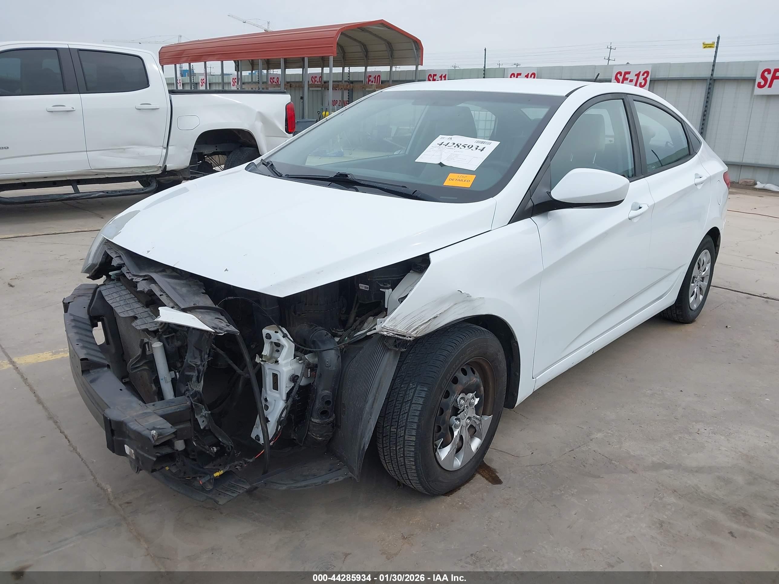 HYUNDAI ACCENT image 2