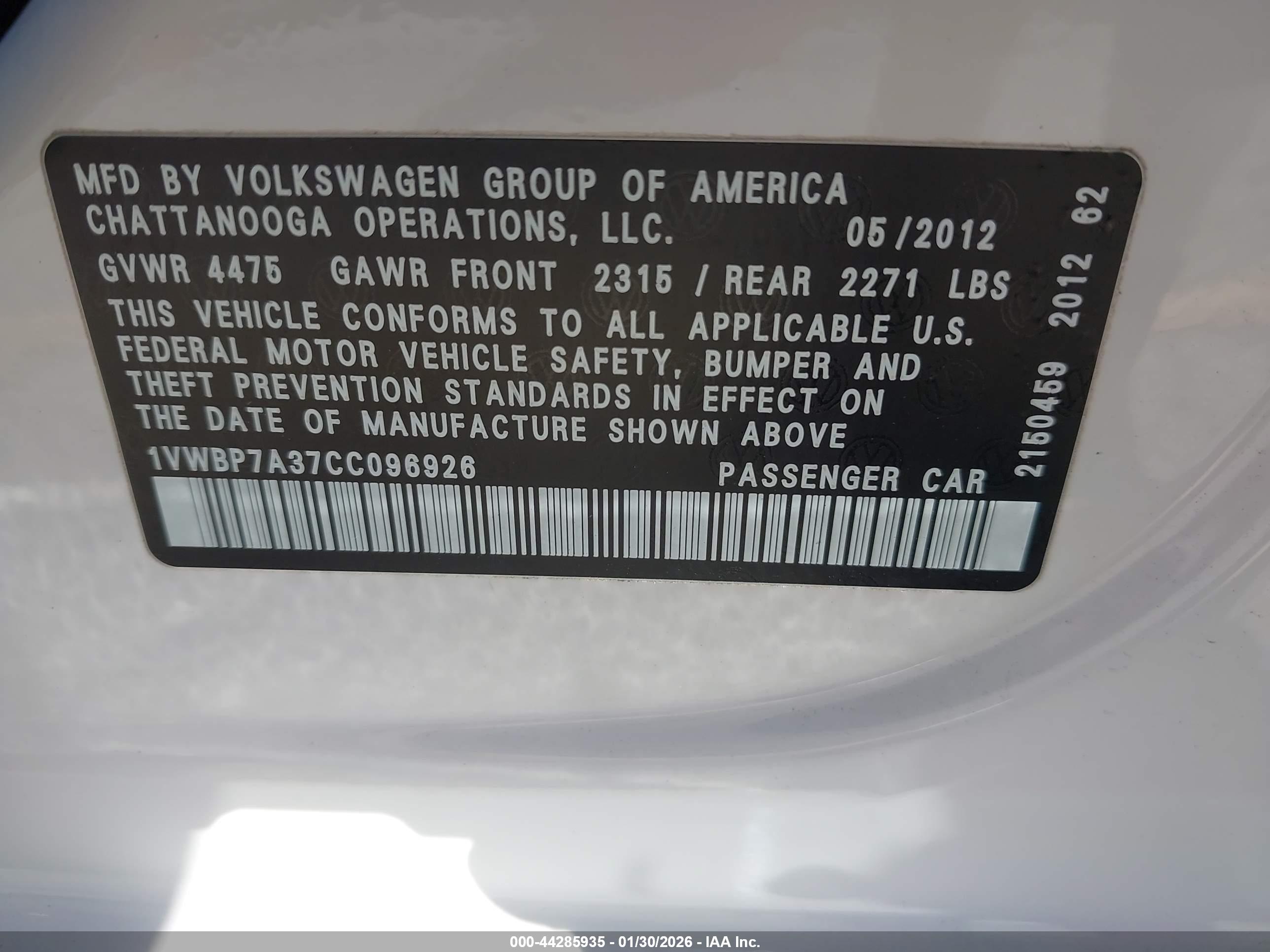 VOLKSWAGEN PASSAT image 9