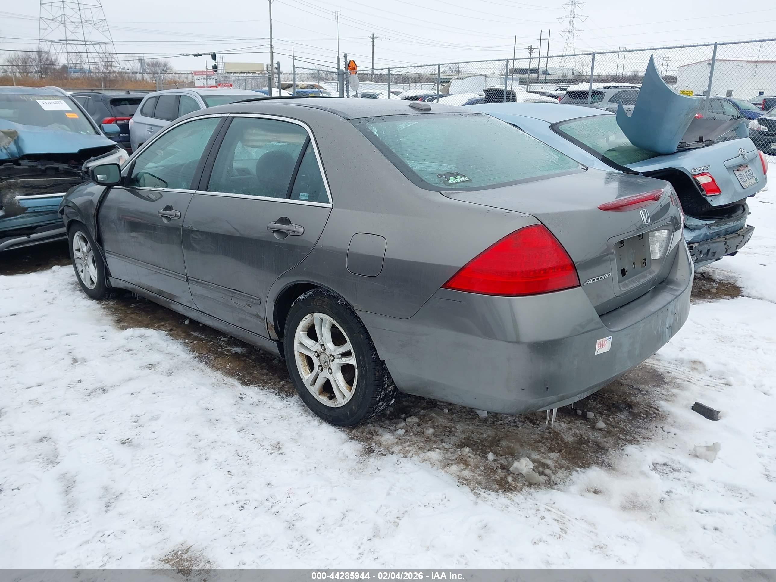 HONDA ACCORD image 3