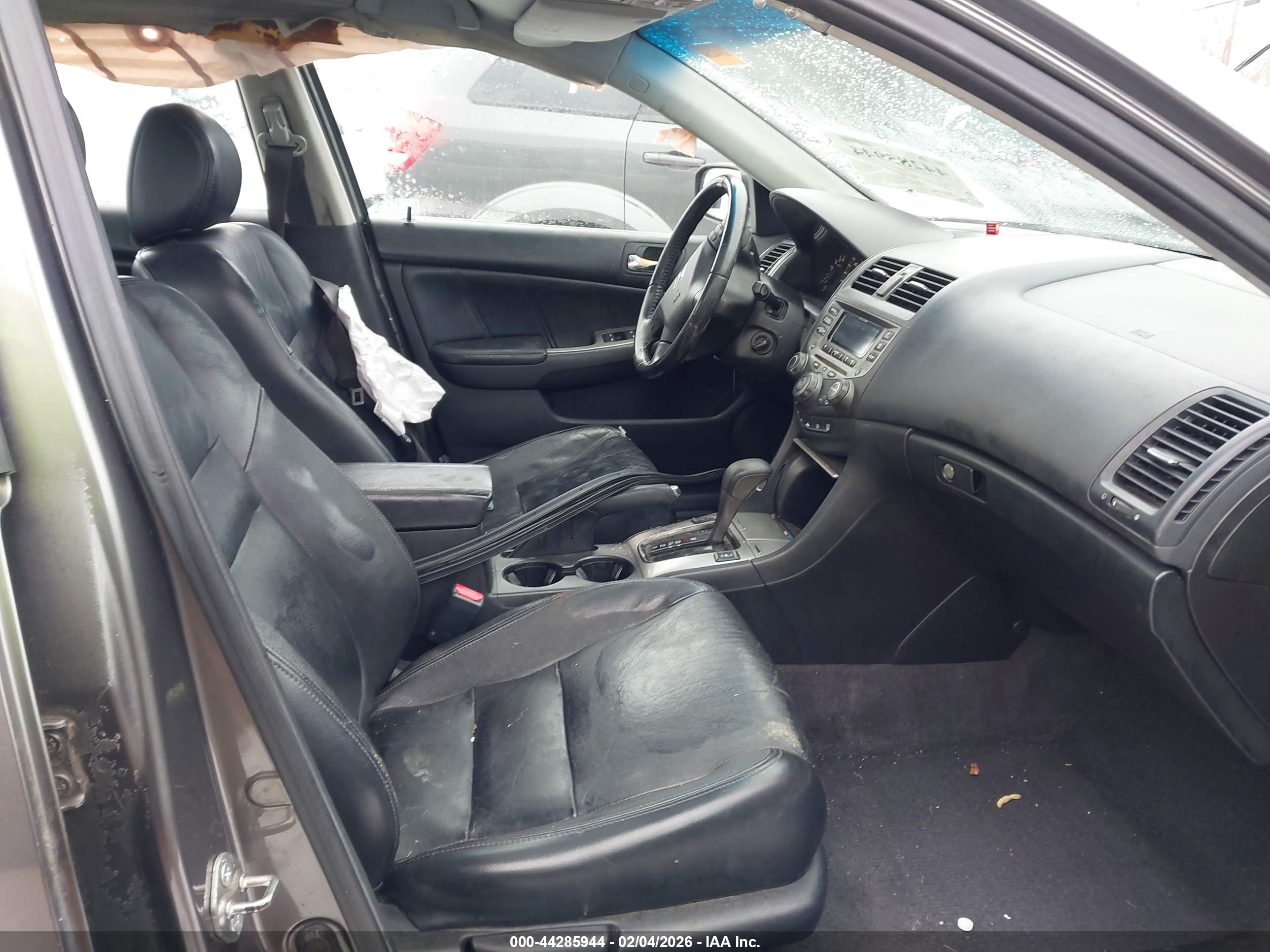 HONDA ACCORD image 5