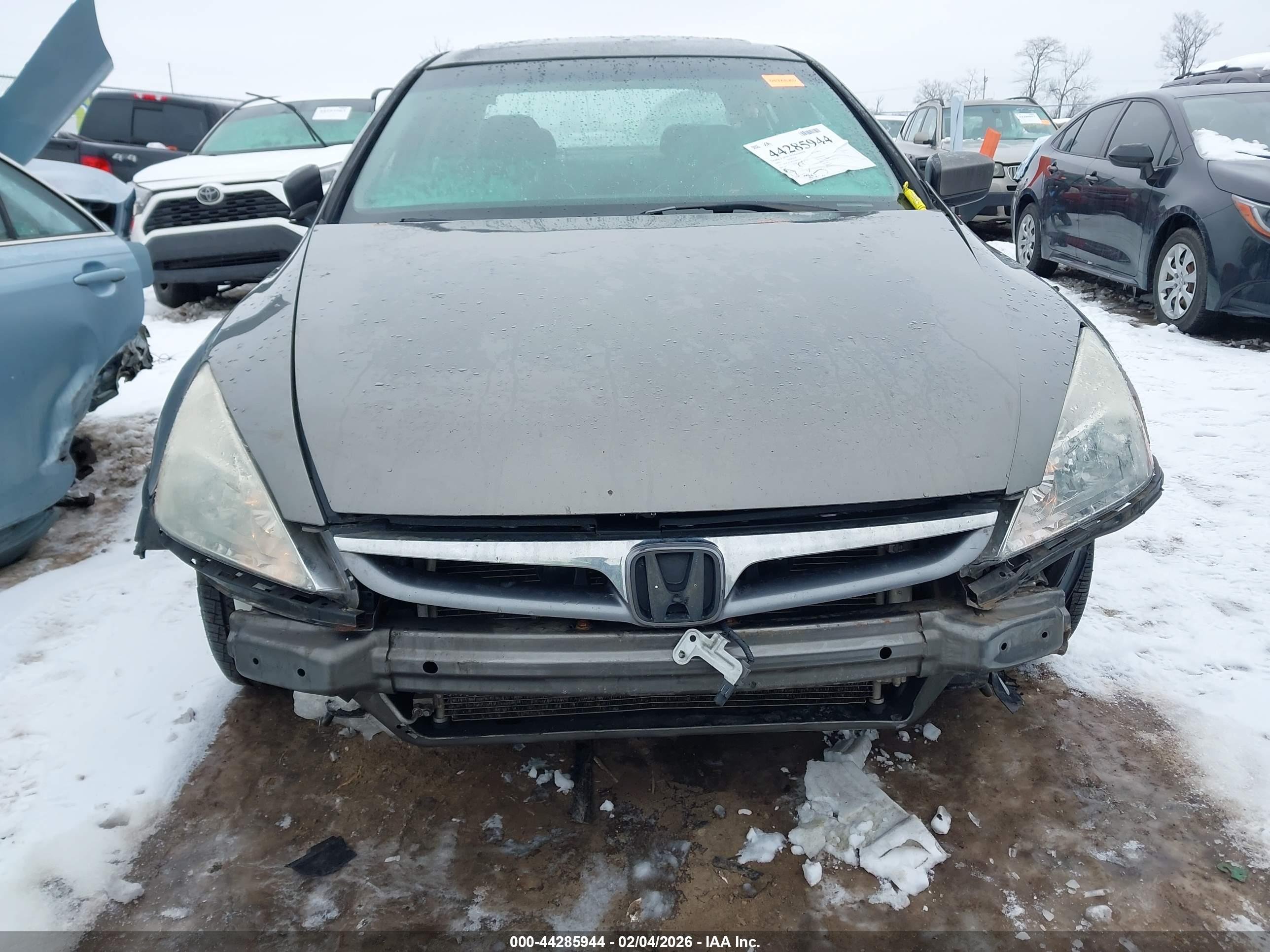 HONDA ACCORD image 6