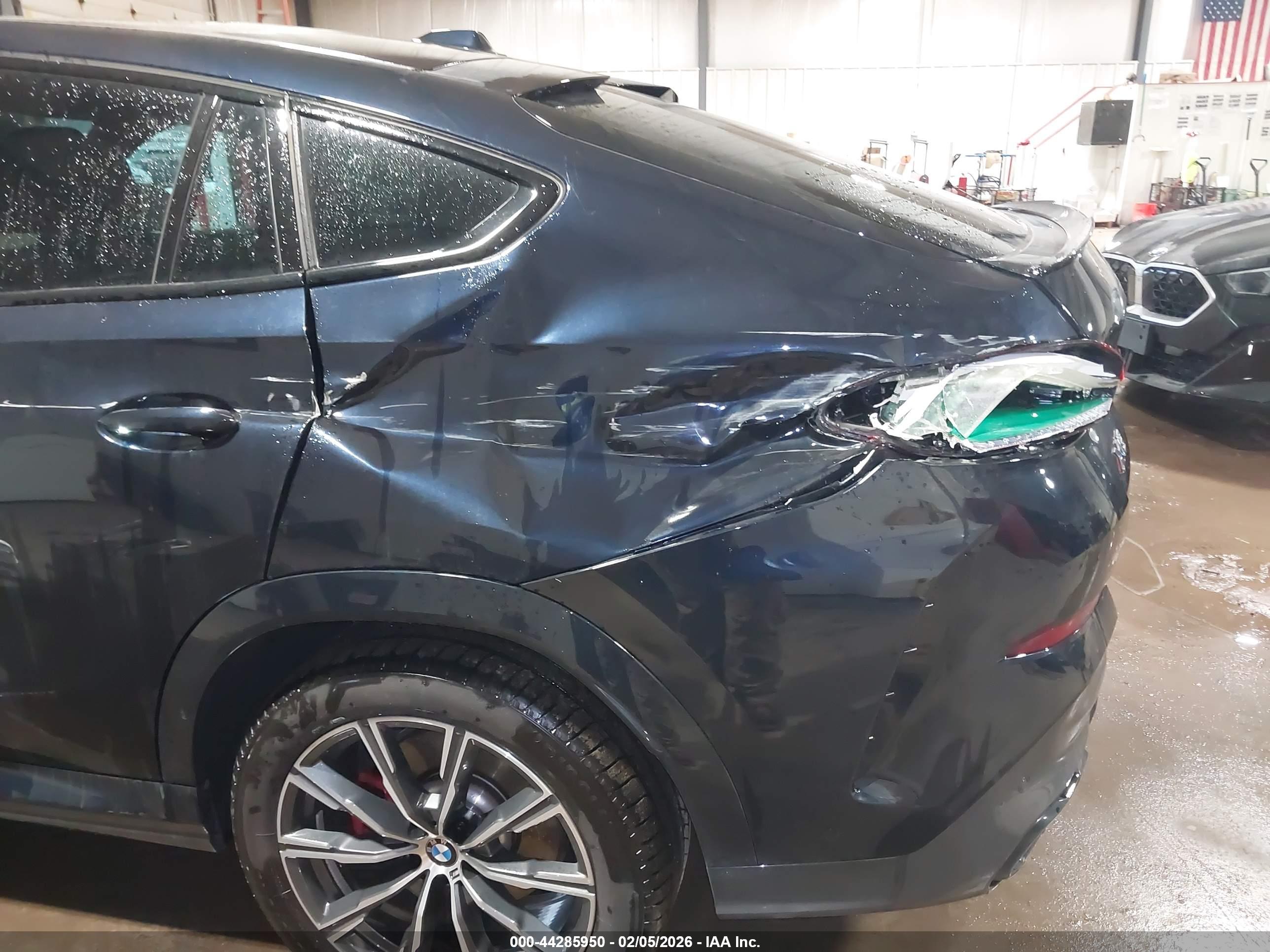BMW X6 image 6